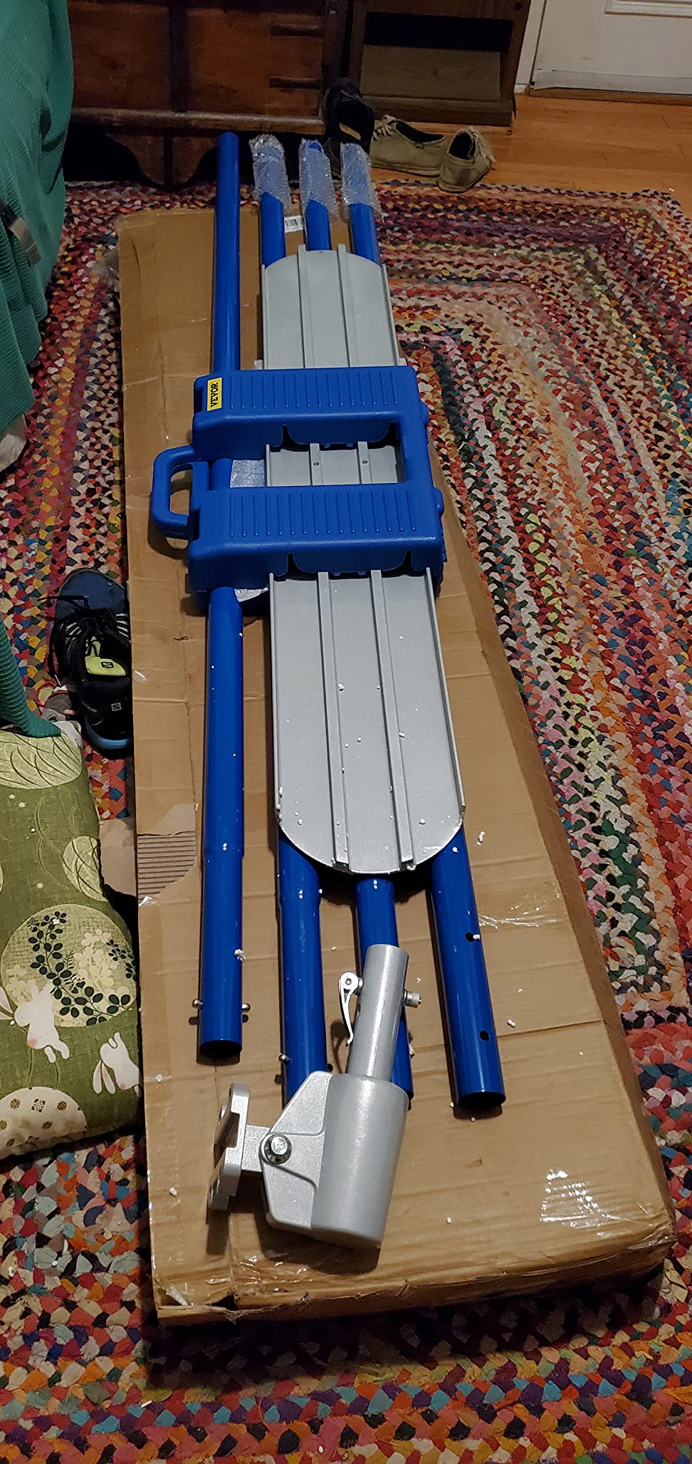 VEVOR Bull Float Magnesium Concrete Float, 47.24 x 7.28 Inch Round End Concrete Float Tool with 4 Aluminum Alloy Replaceable Handles, Cement Finishing Float for Various Industrial Applications customer photo 1