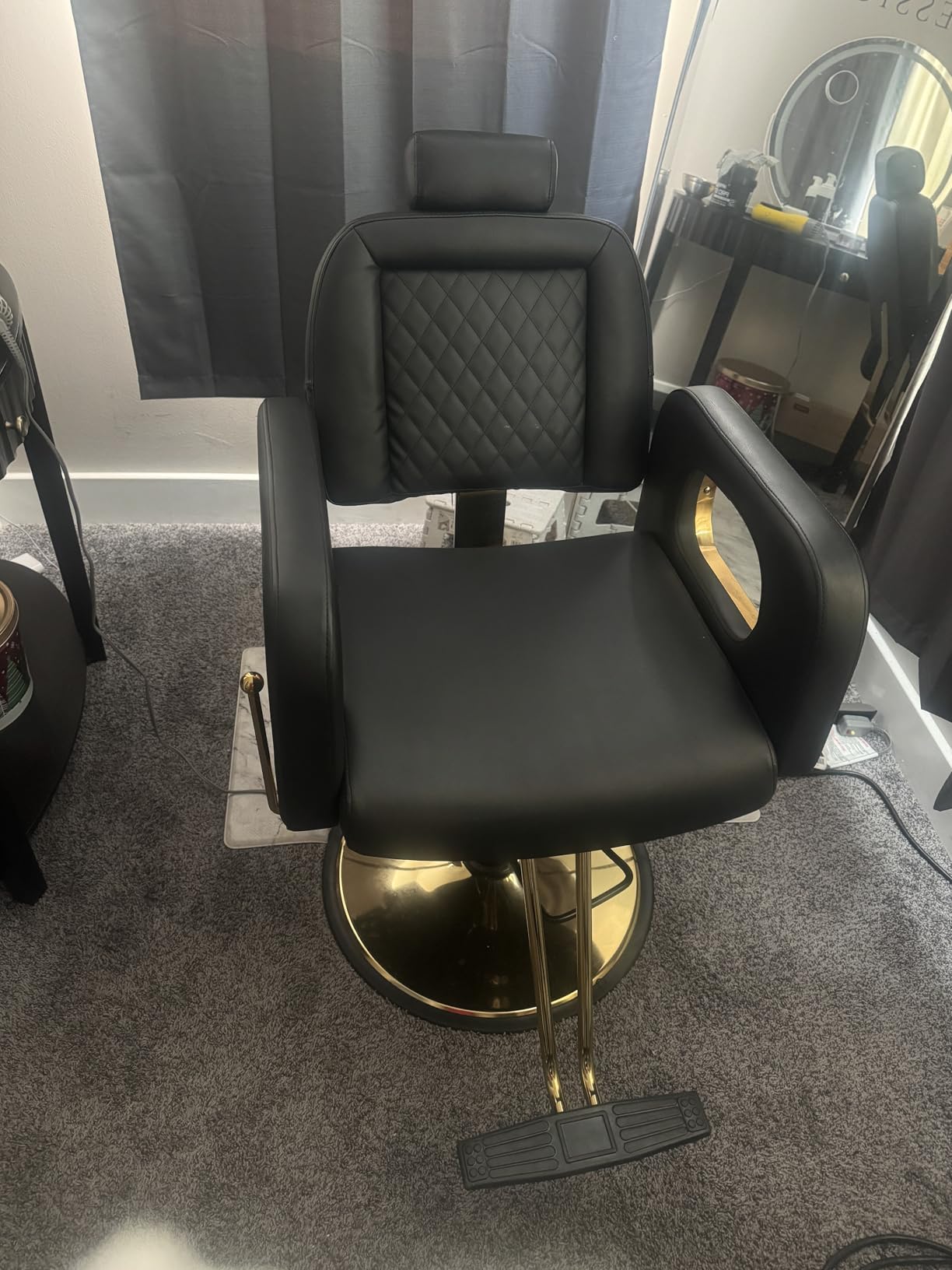 Baasha Premium Black Reclining Salon Chair with Removable Headrest, All-Purpose Hydraulic Barber Chair, Soft PU Leather, 360° Swivel, 135° Recline, Heavy-Duty Steel Frame, 330 lbs Capacity customer photo 2