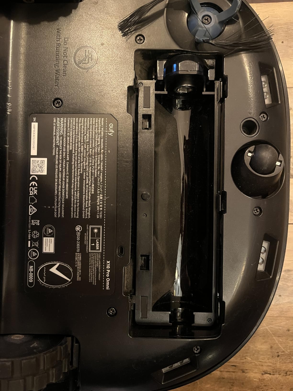 Eufy C28 2026 New Robot Vacuum and Mop Combo, 15,000 Pa Suction, HydroJet Self Clean Roller Mop, Upgraded from X10 Pro, Zero-Tangle for Pet Hair, Auto Mop Washing&Drying, Self-Emptying&Refilling customer photo 2