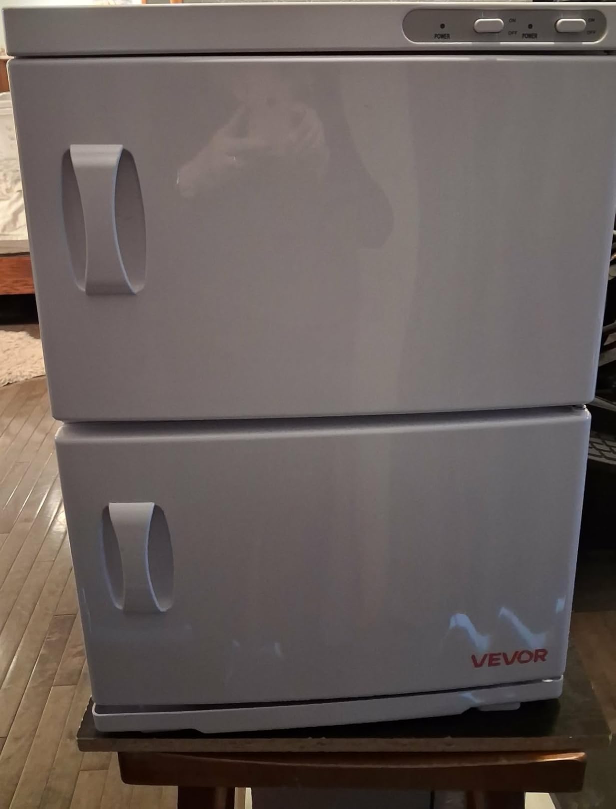 VEVOR Hot Towel Warmer, 46L Large Capacity 2-Tier Towel Warmer Cabinet with Clip & 4 Stainless Steel Racks, Holds up 48 Towels, All-Round Heating Cabinet for Spa, Barber, Manicures, Massage, Salon customer photo 1