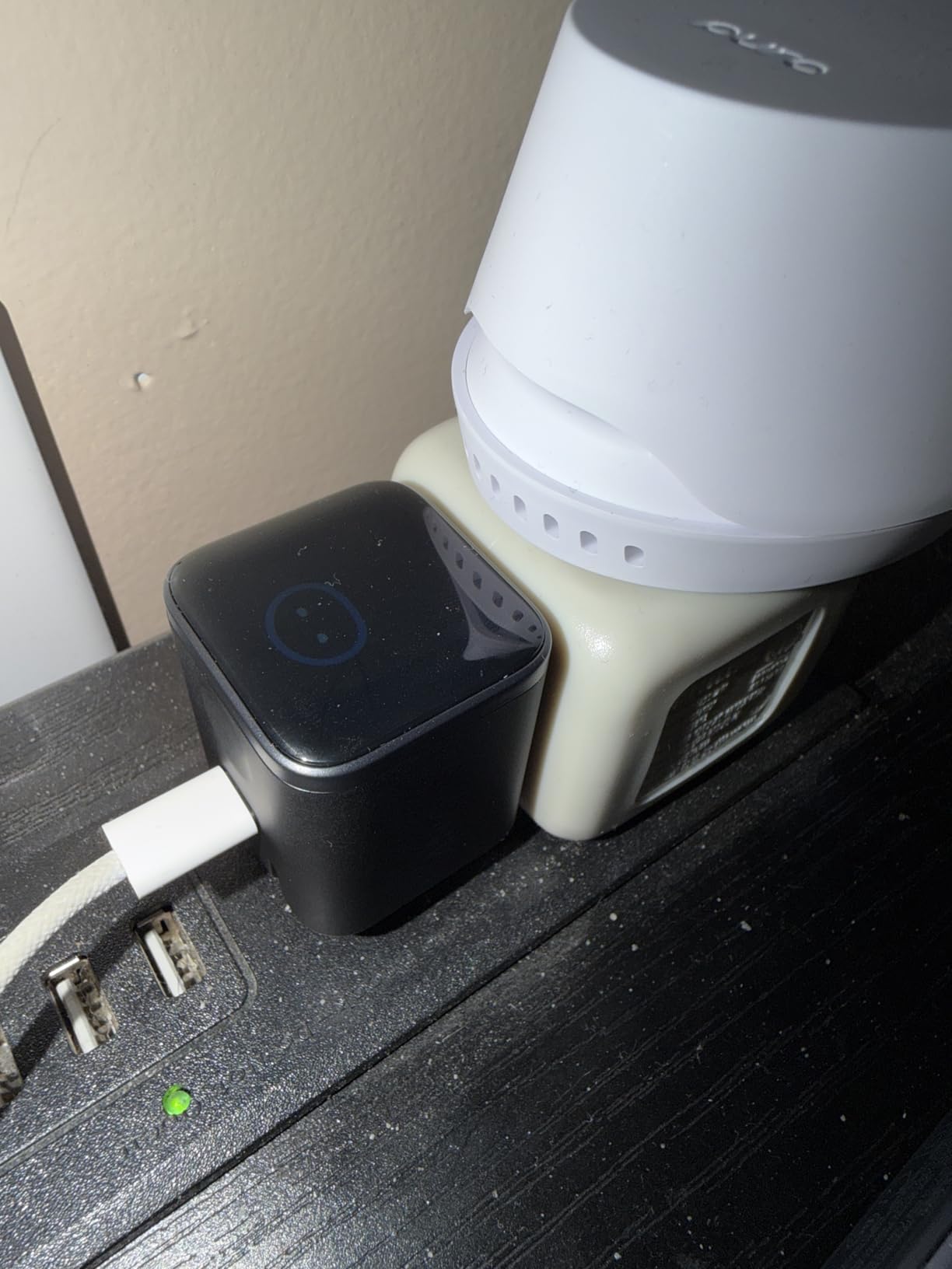 Anker Smart Display Charger, Anker Nano USB C Charger Block, 45W Max GaN Phone Charger,180° Foldable Plug,Smart Recognition,Built-in Care Mode,for iPhone17/16/15(Non-Battery,One USB-C Port,No Cable) customer photo 1