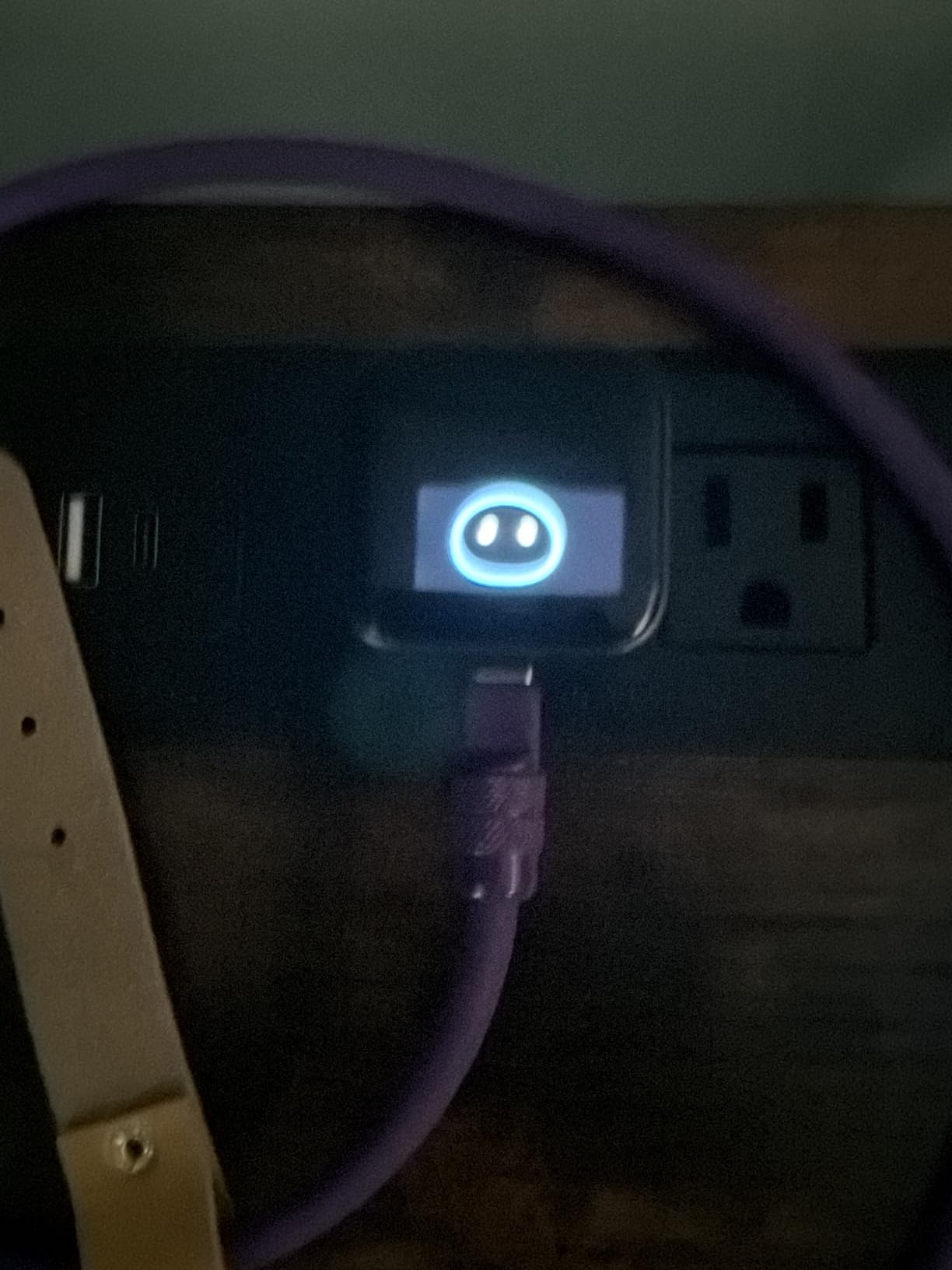 Anker Smart Display Charger, Anker Nano USB C Charger Block, 45W Max GaN Phone Charger,180° Foldable Plug,Smart Recognition,Built-in Care Mode,for iPhone17/16/15(Non-Battery,One USB-C Port,No Cable) customer photo 2