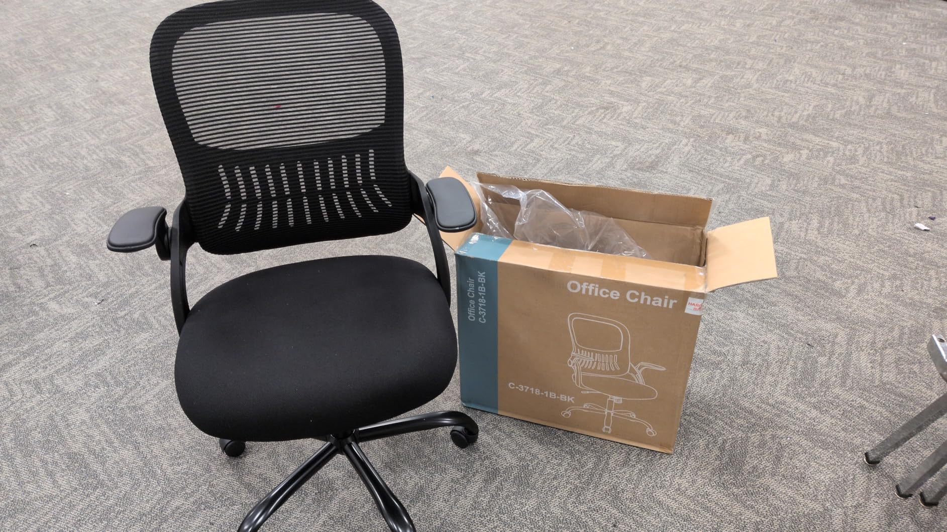 Sweetcrispy Home Office Managerial Executive Chair, High-Back Mesh with Adjustable Headrest, Flip-up Armrest Comfortable Lumbar Support customer photo 1