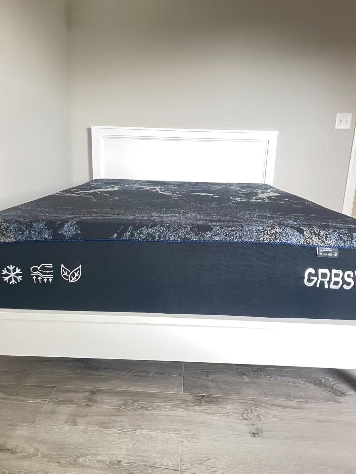 14 Inch King Size Mattress, Upgraded Luxury Cooling Gel King Memory Foam Mattress In a Box with 7-Zone Support for Cool Night & Pressure Relief, Assembled in USA, Washable IceSilk Cover, Medium Firm customer photo 2