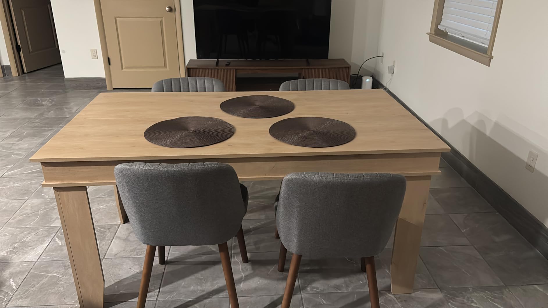 GarveeHome Farmhouse Dining Table for 6-8 People, 71 in Long Kitchen Tables with Wooden Sturdy Frame, 6 ft Large Rectangular Dinner Table for Dining Room, Kitchen (Brown, 71 Non-extendable) customer photo 1
