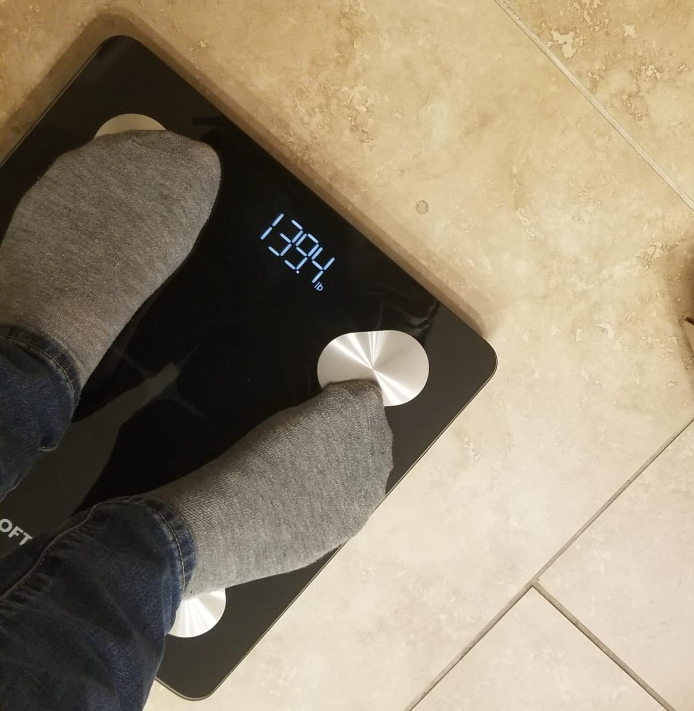 LOFTILLA Smart Scale for Body Weight, Accurate Scale with BMI Body Fat Muscle Mass, 8-in-1 Large Display, Digital Bathroom Scales for 14 Body Composition Metrics, Sync with Fitness App, Black customer photo 2