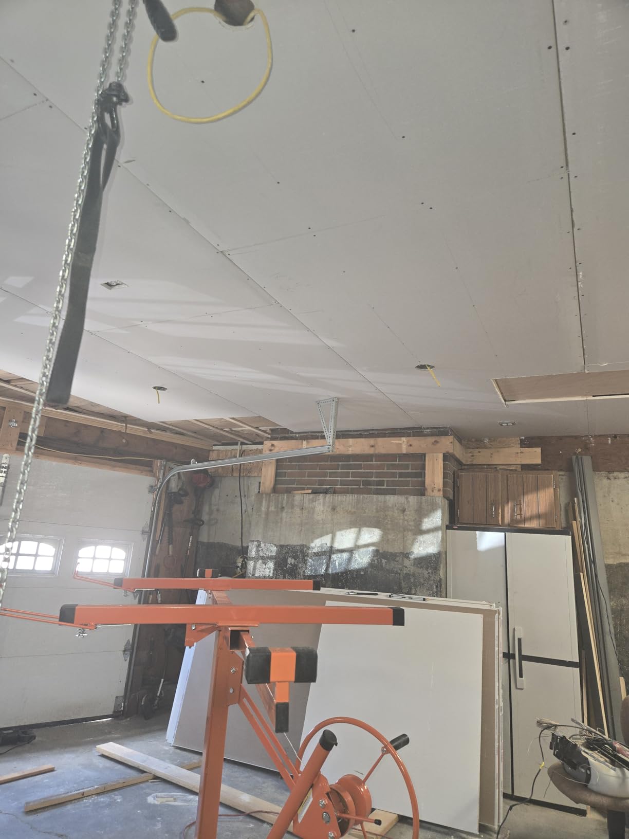 Drywall Lift 16 ft, Heavy-Duty 150 Lbs Drywall Rolling Lifter Panel, Sheetrock Hoist Lift Drywall Jack Lift for Ceiling, Drywall Panel Hoist with 360°Adjustable Telescopic Arm &3 Lockable Wheels, Red customer photo 1