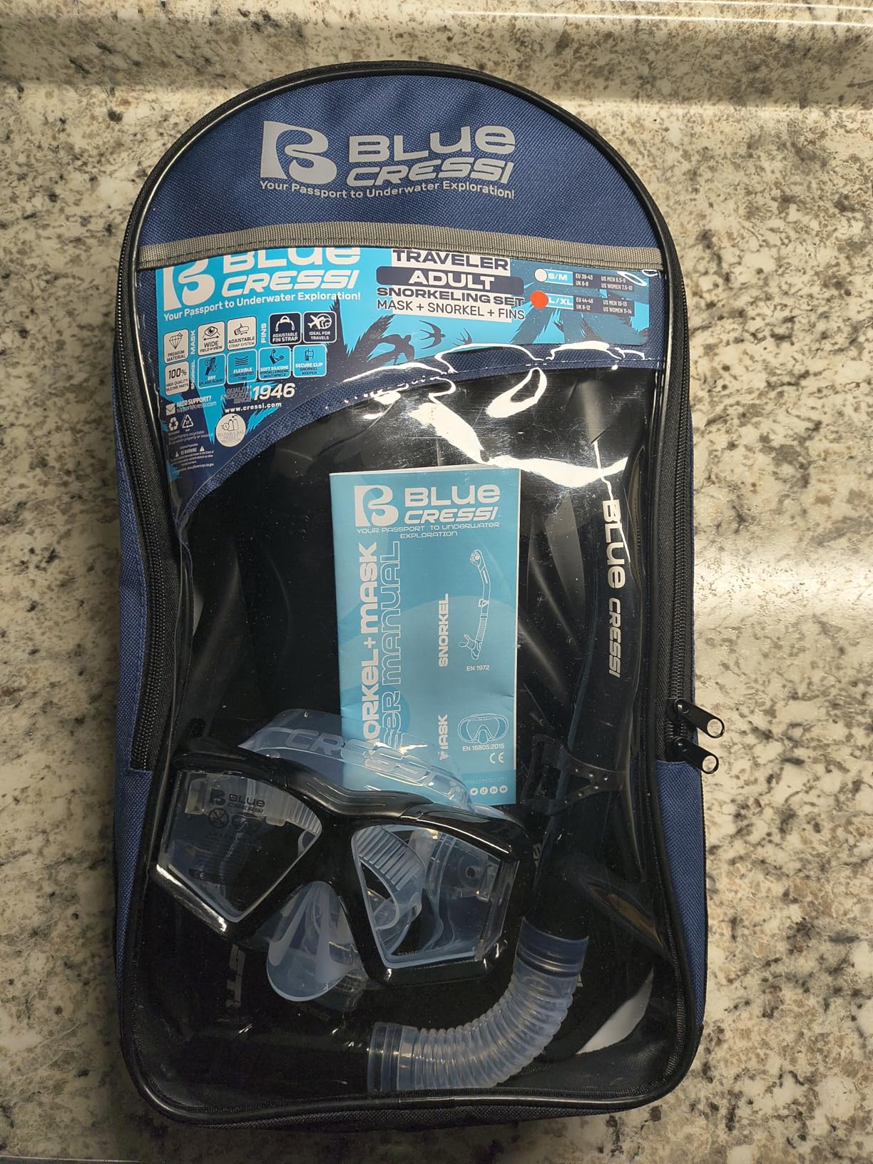 Cressi Traveler Set - Adult Snorkel Set Wide View Mask, Dry Top Snorkel and Fins - Comfortable and Light - Designed in Italy customer photo 2
