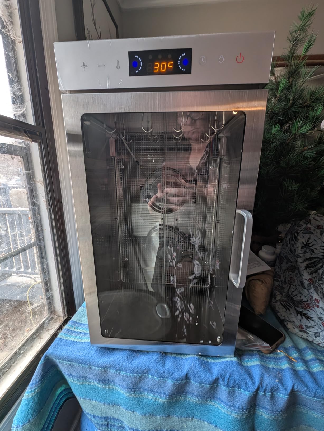 12 Hook Upgraded Commercial Dehydrator, 800W 110V Stainless Steel Small Meat Curing Chamber Box Large Capacity Maker Box Drying Cabinet w/86-176 F Temperature & Time Control for Meat Vegetable customer photo 1