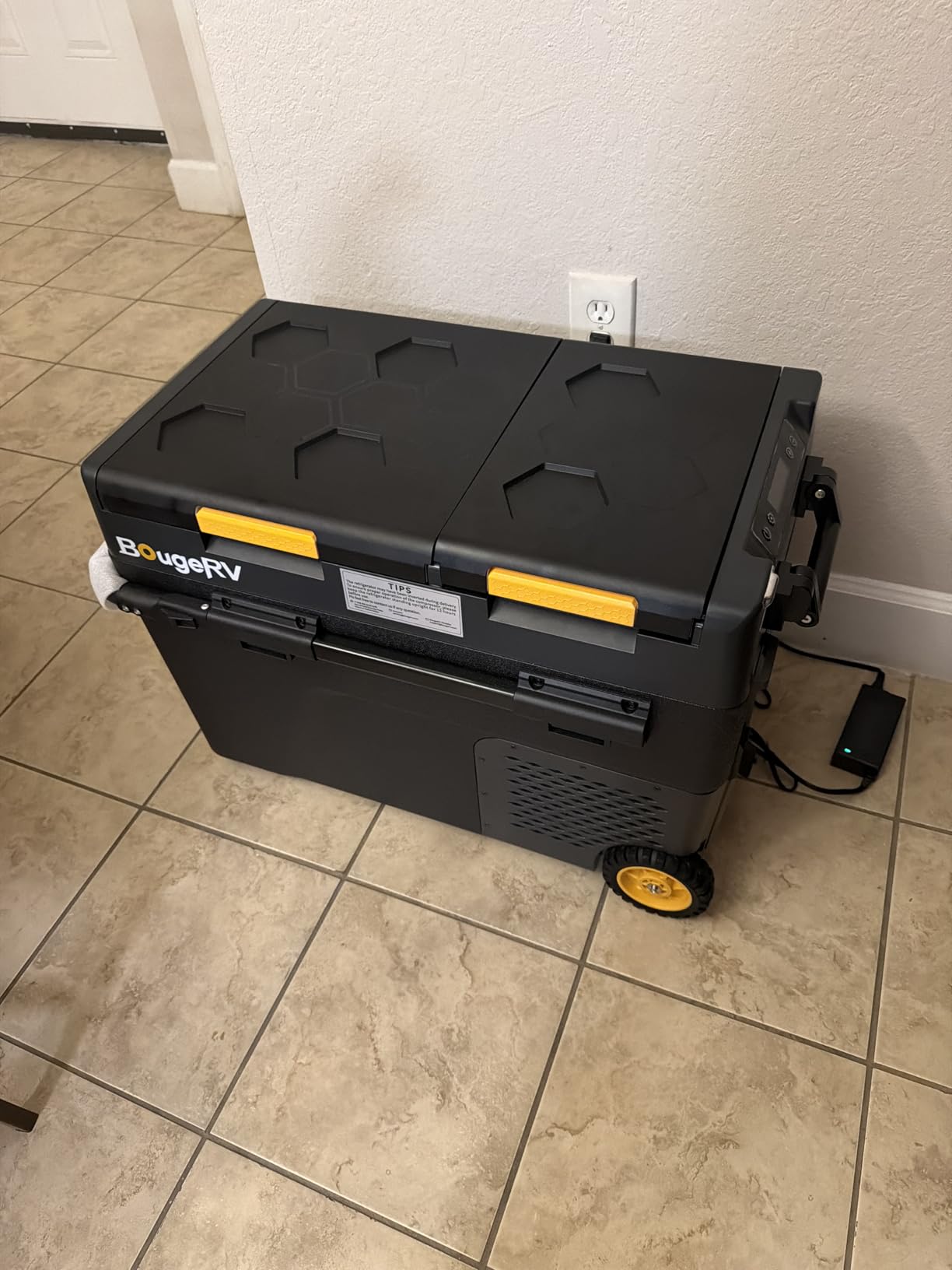 BougeRV CRD2 V2.0 43 Quart Portable Fridge Freezer with 240Wh Battery, 12 Volt Car Refrigerator, -4F~68F Dual Zone Compressor Electric Cooler for Overlanding, Camping, RV, Truck(2026 New Model) customer photo 2