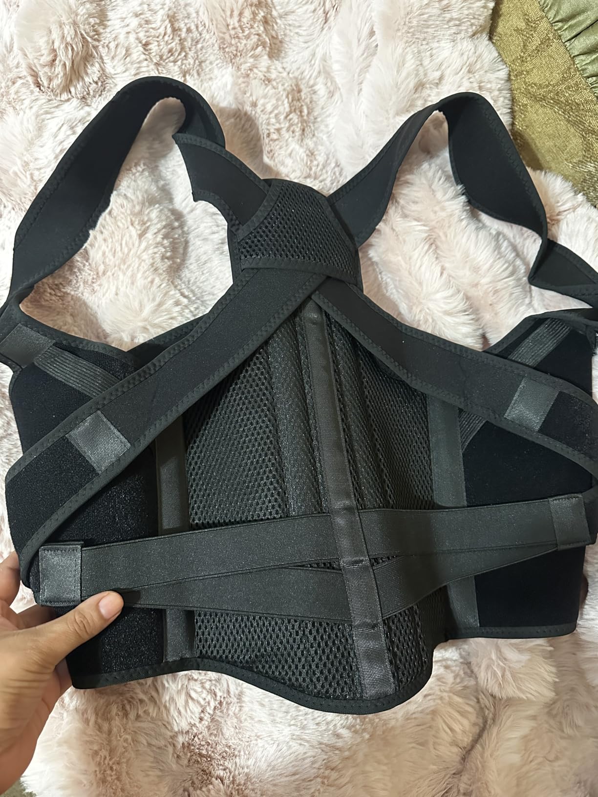 Posture Corrector for Women & Men, Upgraded Dynamic Traction Correction System - Helps Reduce Upper & Lower Back Pain, Suitable for Scoliosis, Hunchback & Thoracic Spine Issues customer photo 1