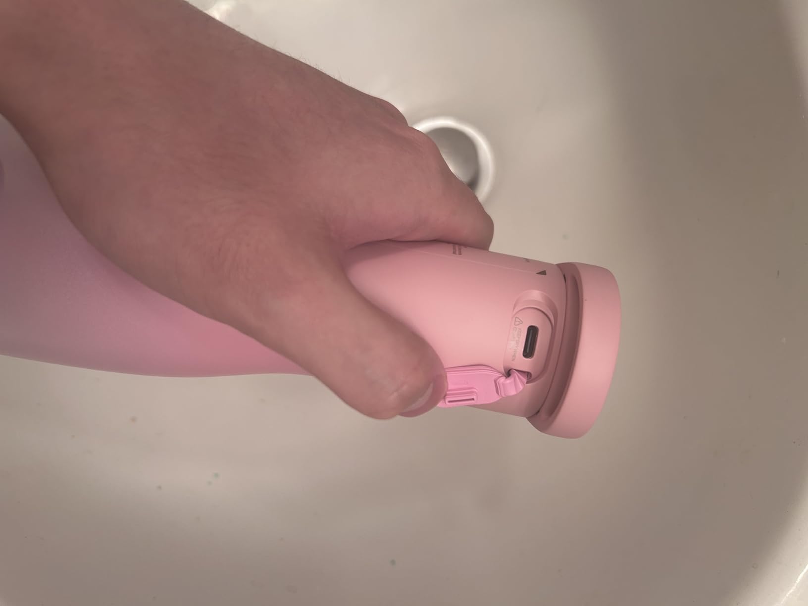 usmile C30 Cordless Water Flosser, 300ml Large Tank, 5 Pressure Levels Deep Clean, S-Shaped Nozzles for Braces & Sensitive Gums, USB-C Rechargeable, IPX7 Waterproof, Portable Travel & Home Use(Pink) customer photo 2