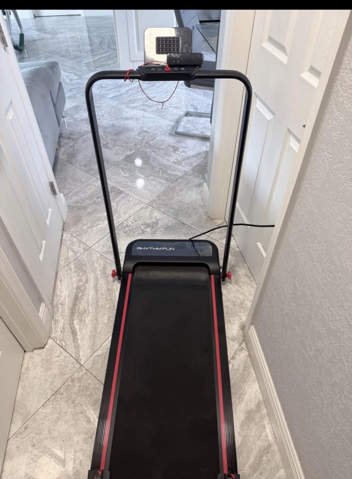 RHYTHM FUN Treadmill with Incline, Walking Pad with Handle Bar, 300lbs Walking Pad with APP, Portable Folding Walking Treadmills for Home/Office with Low Noise customer photo 2