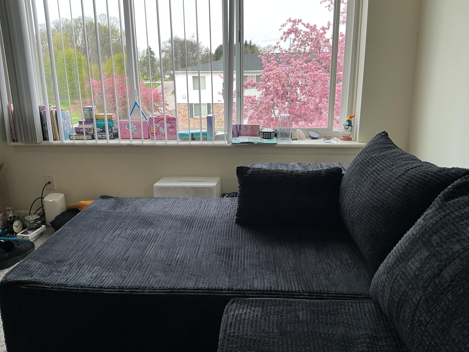 GRUSIGN Cloud Sectional Boneless Couches for Living Room, Modular L Shaped Couch with Deep Seat Oversized Right Facing Chaise, Memory Foam Compressed Spineless 3 Seater Sofa for Apartment, Black customer photo 1