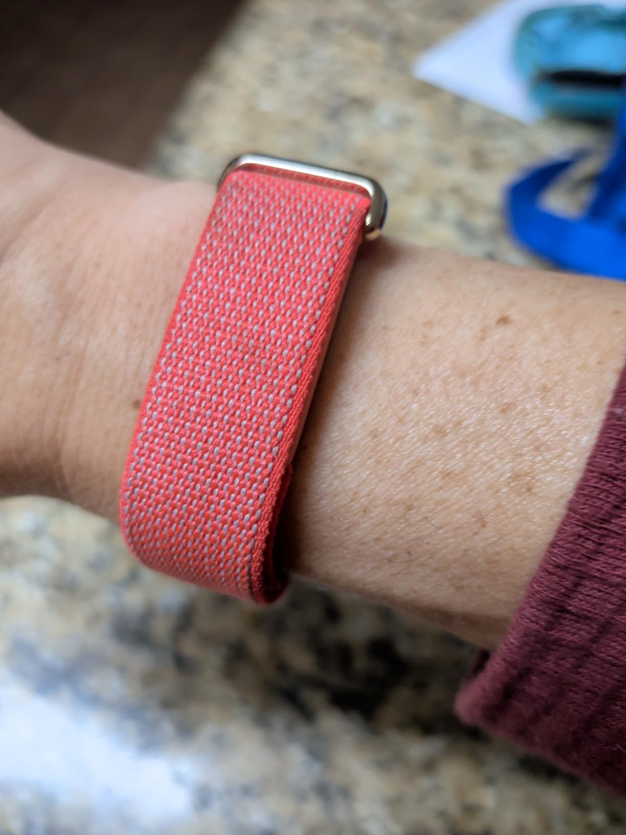 Google Fitbit Air - Screenless Activity Tracker with Fitness, Heart Rate, and Sleep Tracking - Personalized AI-Powered Coaching - Up to 7 Days Battery Life - Works with iOS and Android - Lavender customer photo 2