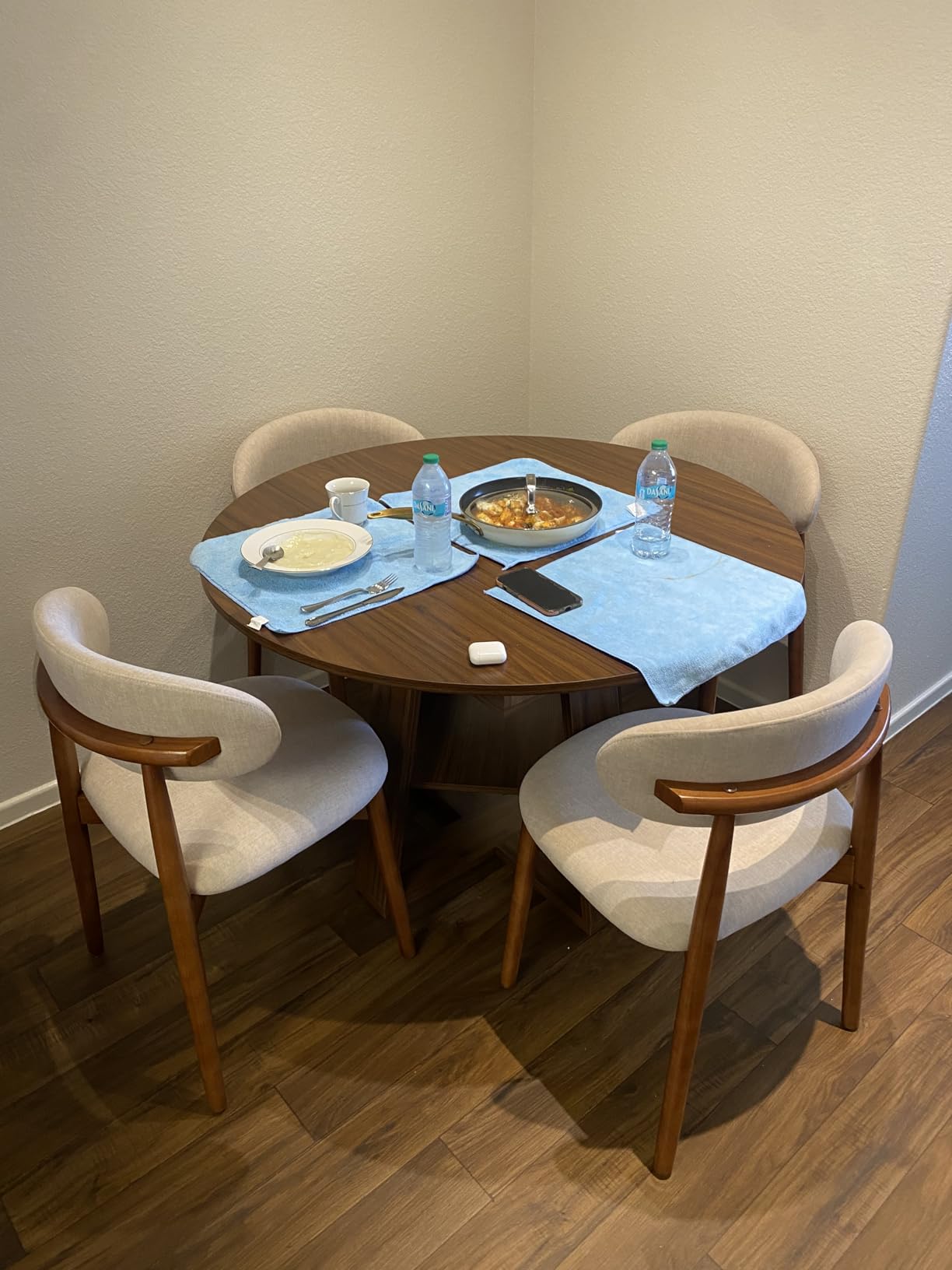 DUMOS Extendable Round Dining Table for 4-6, Modern Kitchen Oval Dinner Table with Storage Shelf, Wood Pedestal Base, Space Saving Modern Style, Brown customer photo 1