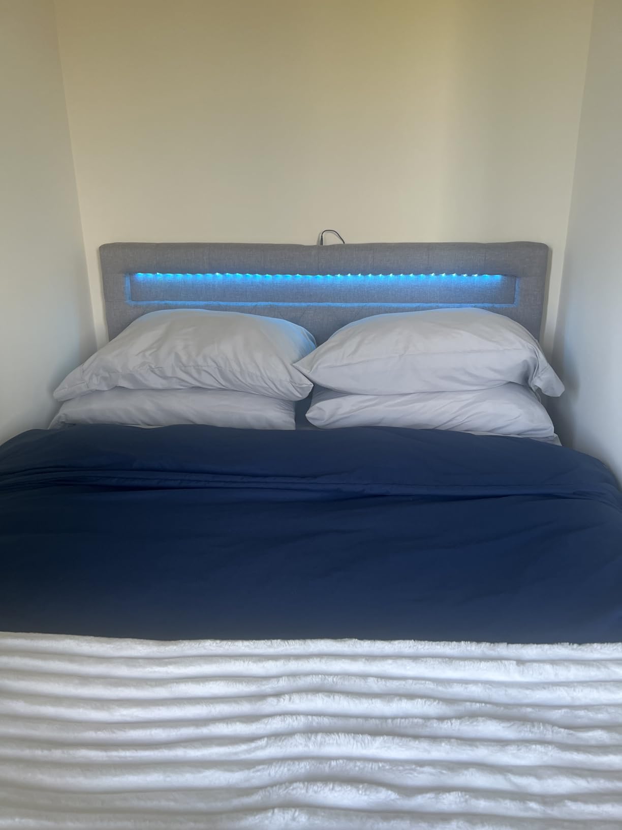 GREENSTELL Headboard for Twin Size Bed with 60,000 DIY Color of LED Light, USB & Type C Post, Upholstered, Height Adjustable, Sturdy, Easy Assembly, Wall Mounted Head Boards Only, White customer photo 1