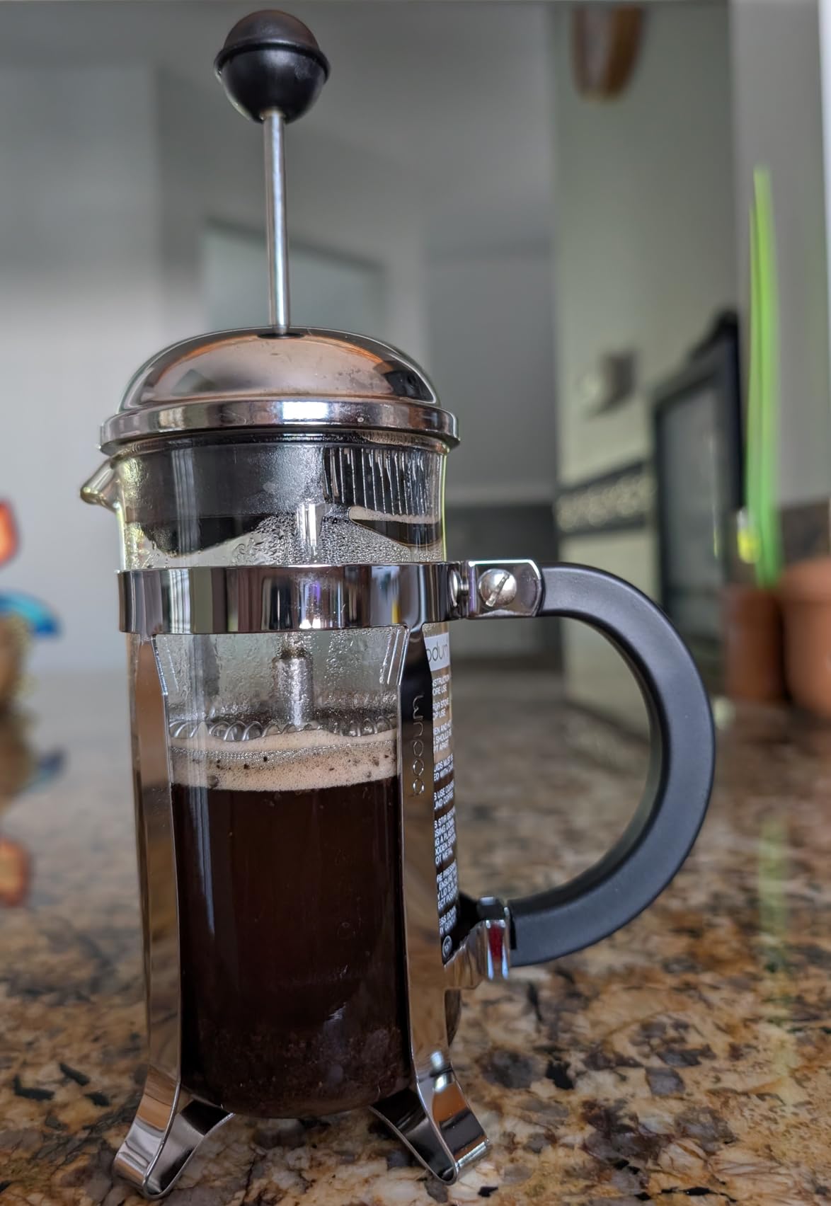 Bodum 34oz Chambord French Press Coffee Maker, High-Heat Borosilicate Glass, Polished Stainless Steel - Made in Portugal customer photo 2