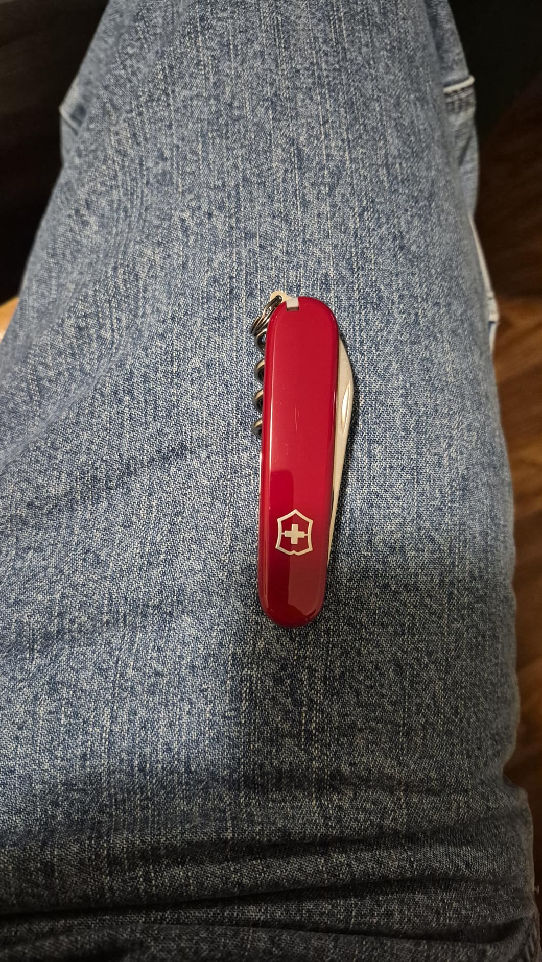 Victorinox Waiter Swiss Army Knife, 9 Function Swiss Made Pocket Knife with Large Blade, Corkscrew and Bottle Opener - Red customer photo 1