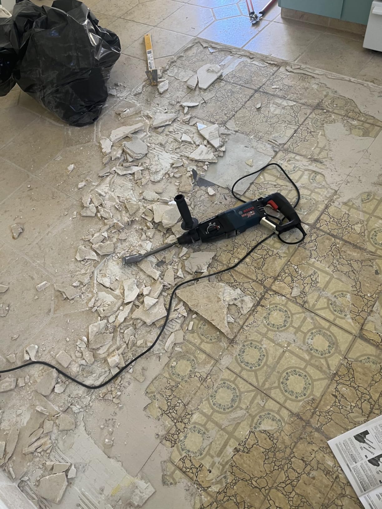 BOSCH 11255VSR Bulldog Xtreme 8 Amp 1-Inch Corded Variable Speed SDS-Plus Concrete/Masonry Rotary Hammer Drill customer photo 1