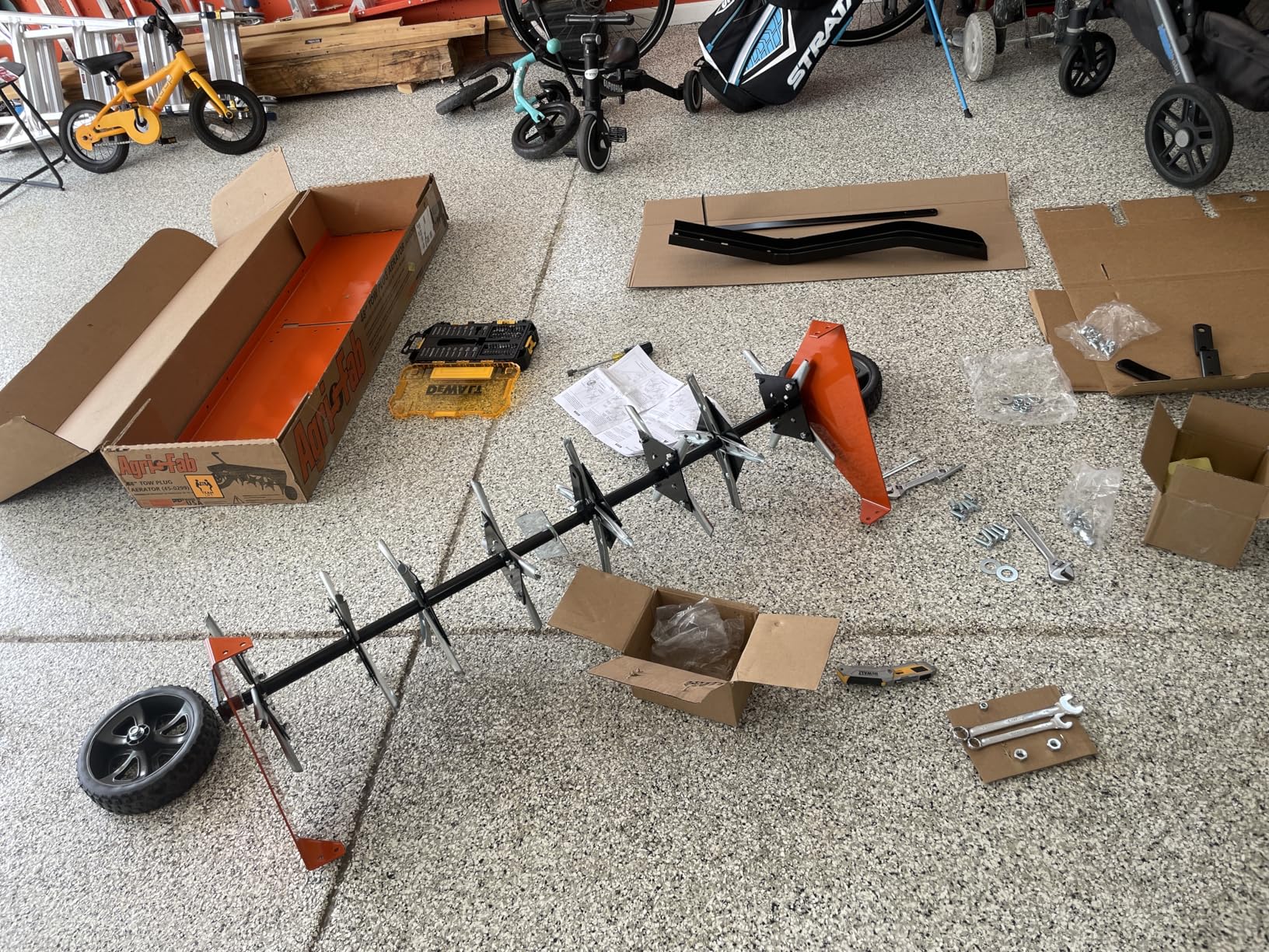 Agri-Fab 48 In Tow Behind Lawn Plug Aerator with 32 Galvanized Knives and Universal Hitch customer photo 2