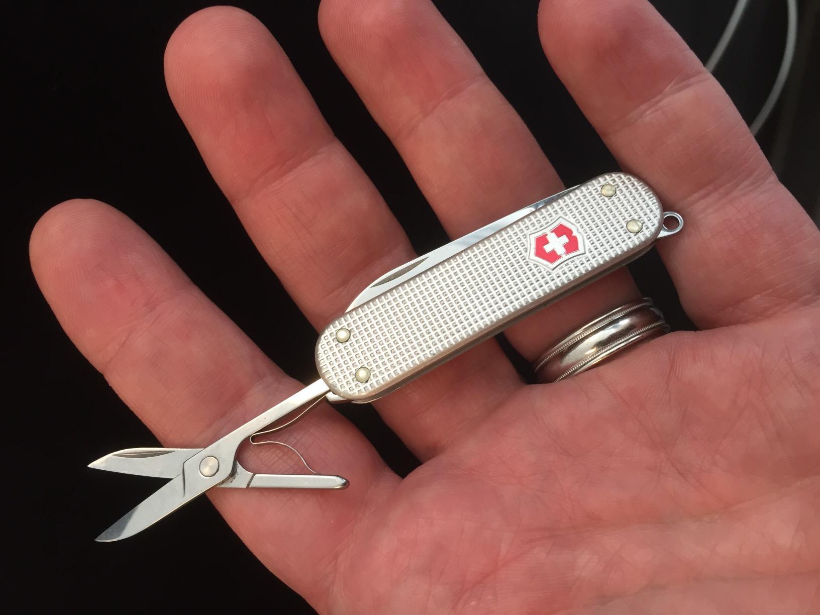 Swiss Army Classic Pocket Knife (Silver Alox) | Swiss-made pocket knife, 5 functions, silver Alox scales, keychain carry, everyday tasks, compact EDC customer photo 1