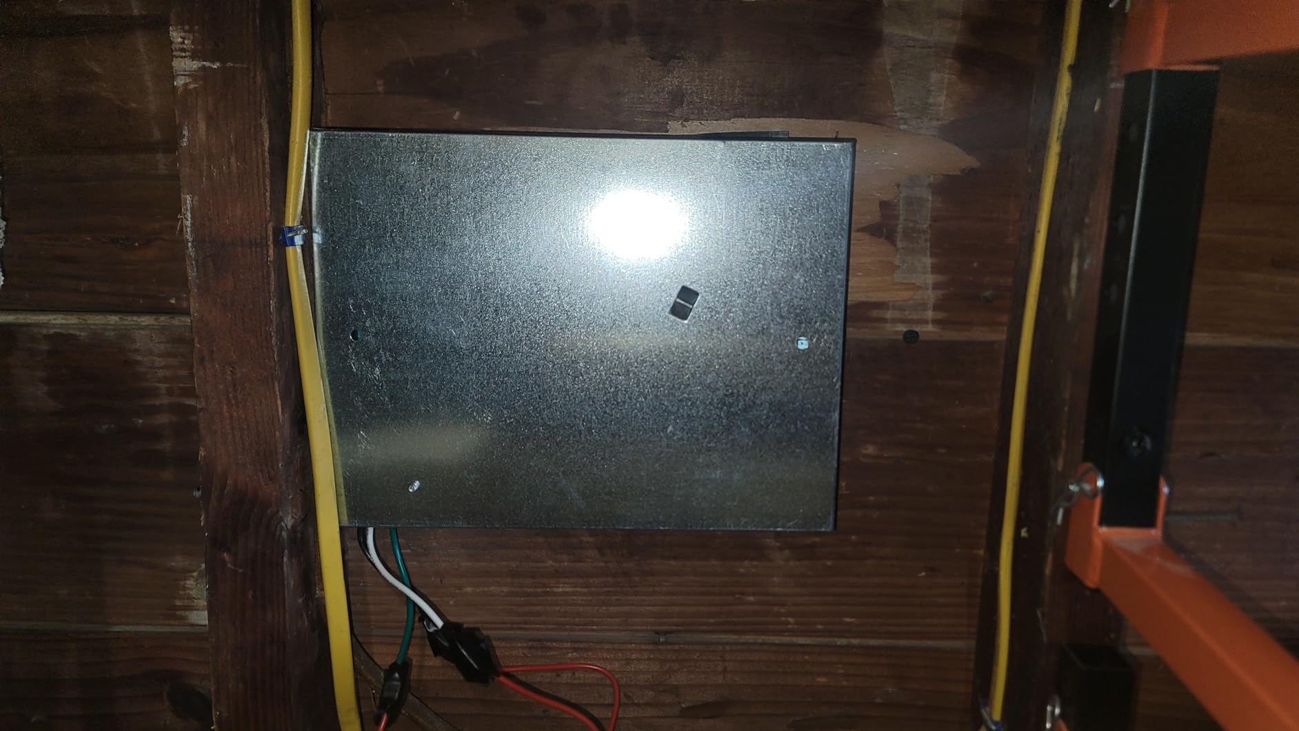 Broan-NuTone 170 Wall Heater, Painted Grille, 500/1000 Watt 120 VAC, White Enamel Steel customer photo 1