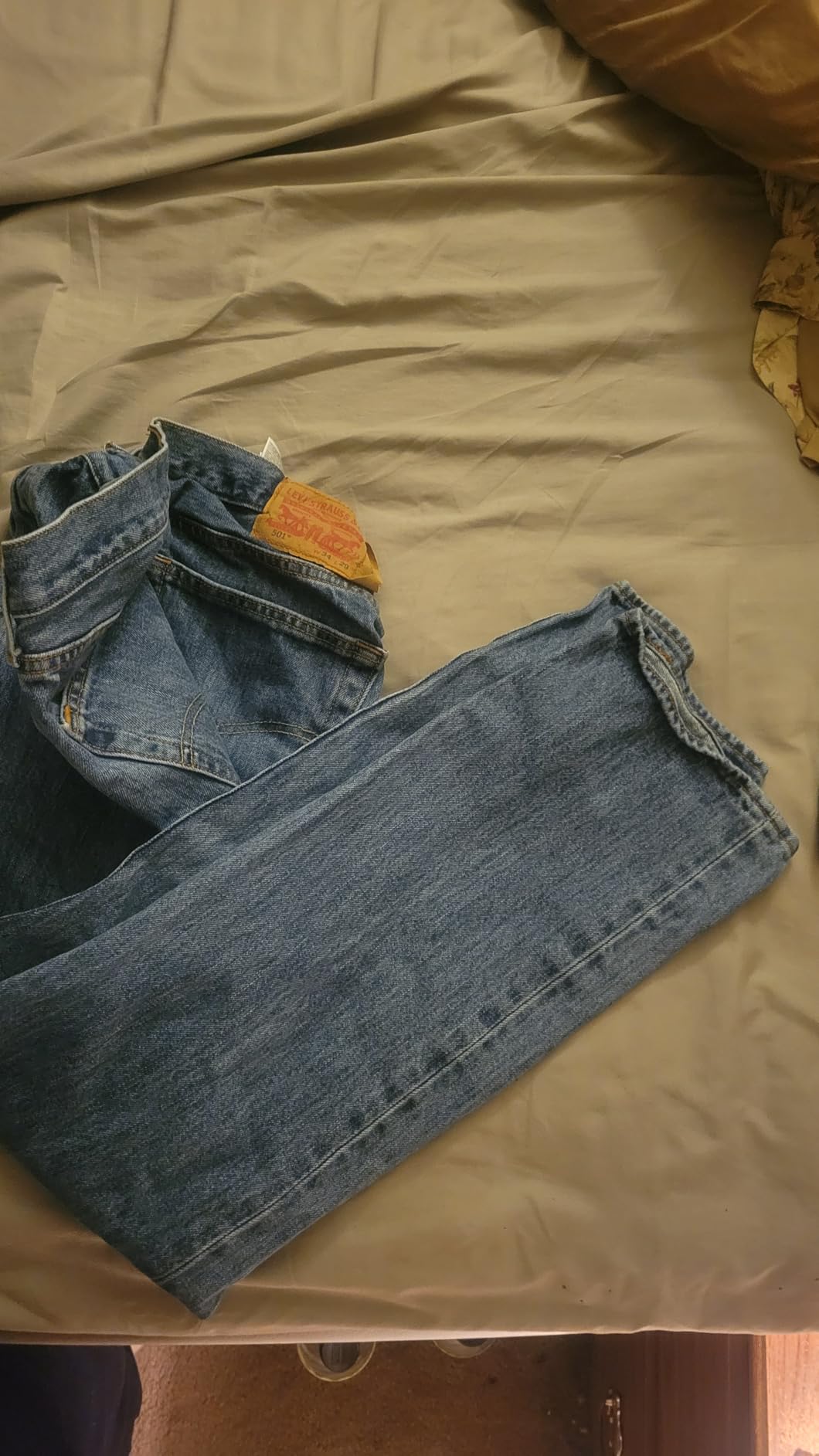 Levi's Men's 501 Original Fit Jeans customer photo 1