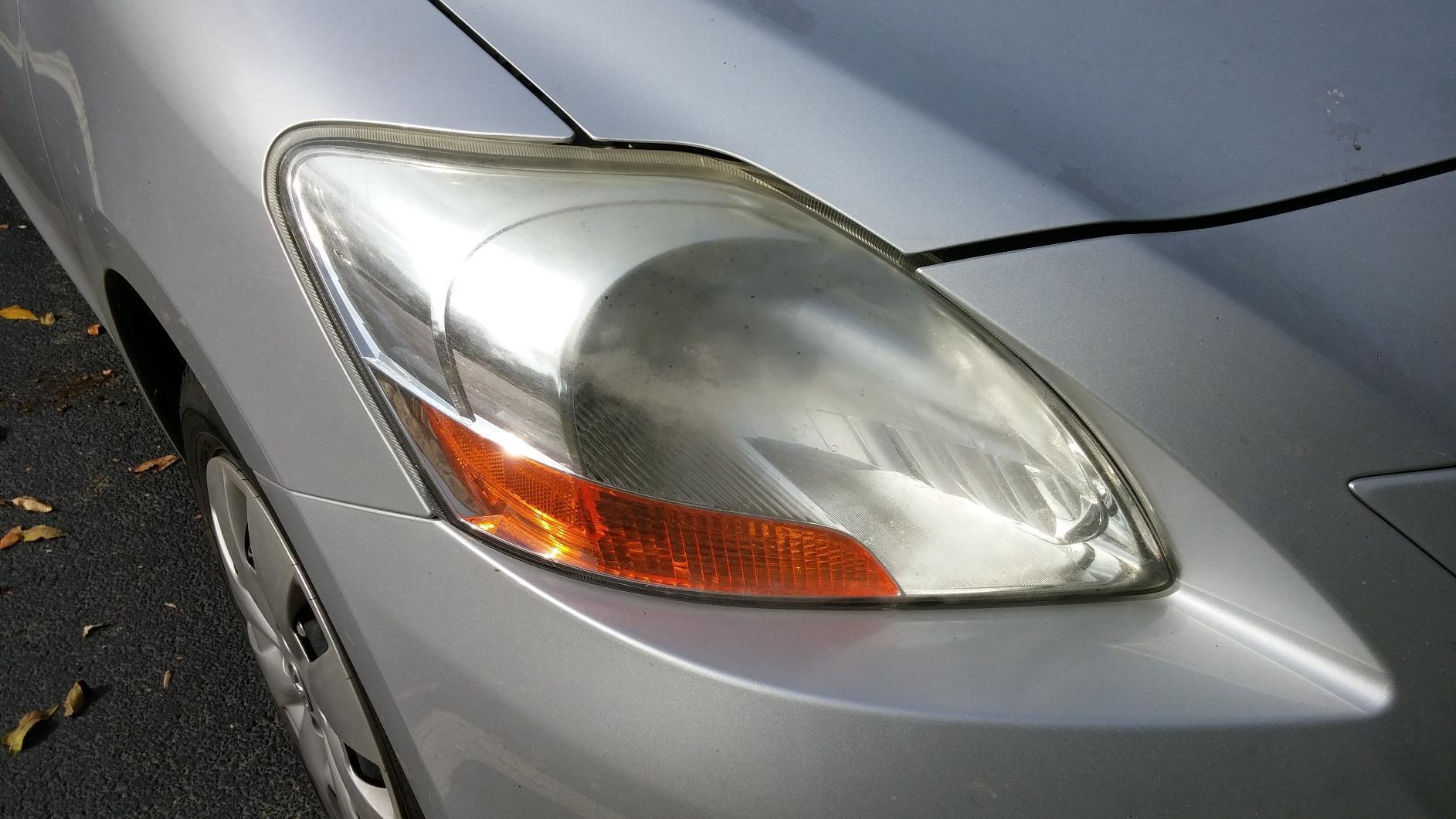 Turtle Wax Headlight Restoration Kit, Removes Oxidation and Yellowing, Restores to Like-New Condition, Increases Visibility and Brightness for Safer Driving, Easy Application customer photo 2