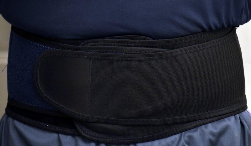 MUELLER Sports Medicine Lumbar Back Brace with Removable Pad, Ideal for Upper and Lower Back Pain, Relief & Support for Men and Women, Strains, Sciatica, Scoliosis customer photo 2