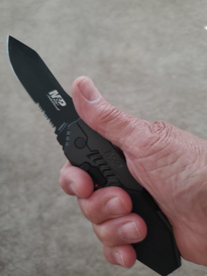 Smith & Wesson SWMP4LS Assisted Folding Knife 3.6in Serrated Clip Point customer photo 1