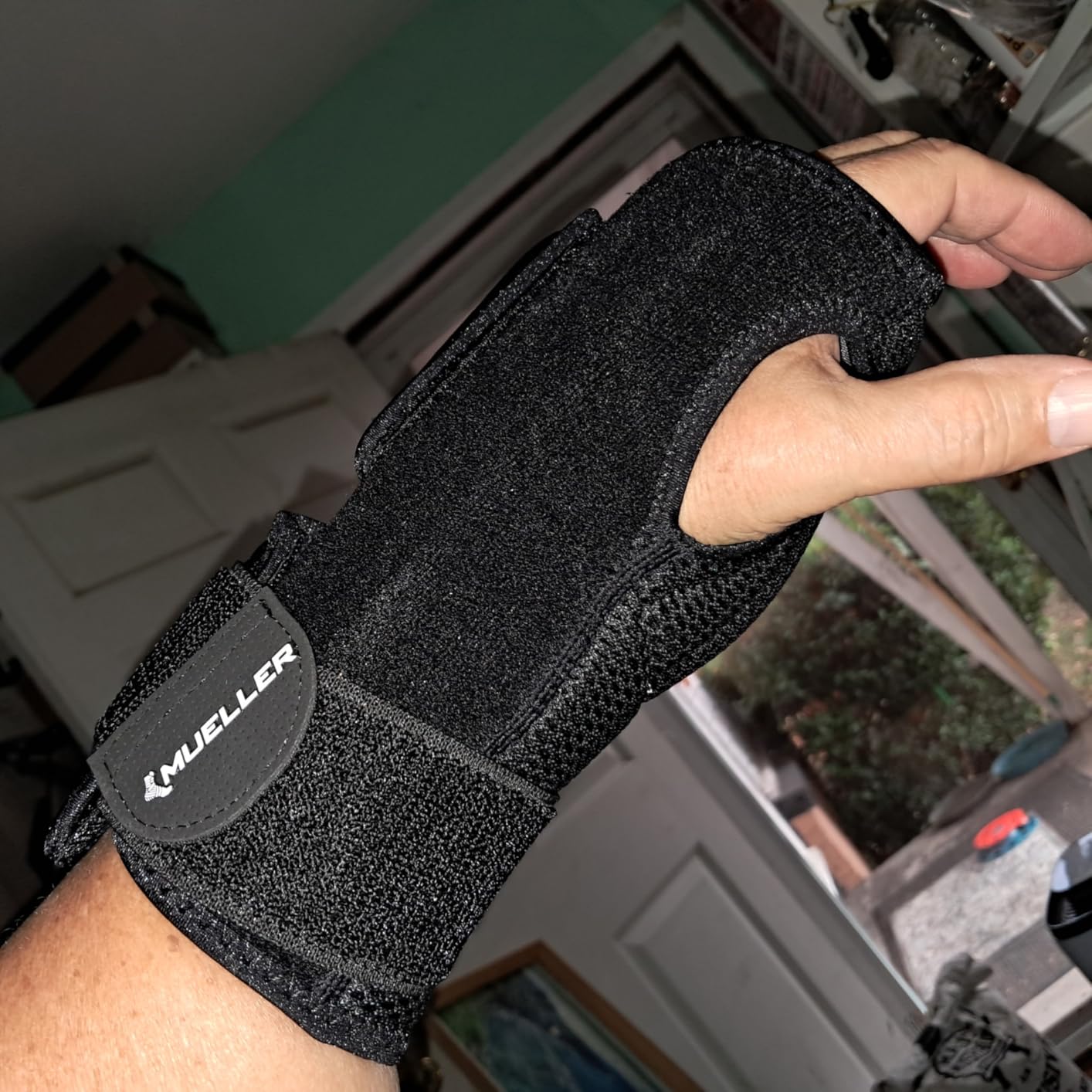 Mueller Sports Medicine Adjustable Night Support Wrist Brace, For Sleeping, Arm Compression worn Left or Right For Men and Women, One Size Fits Most customer photo 1