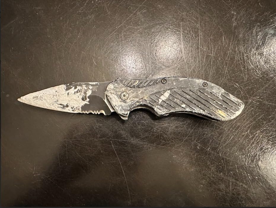 Kershaw Clash Pocket Knife, 3.1 Inch Drop Point Partially Serrated Blade customer photo 1