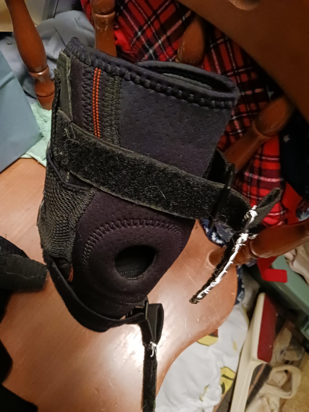 Shock Doctor Knee Brace, Compression Knee Brace for Men & Women, Hinged Knee Brace with Side Stabilizers, Maximum Support, Adjustable Dual Hinges customer photo 2