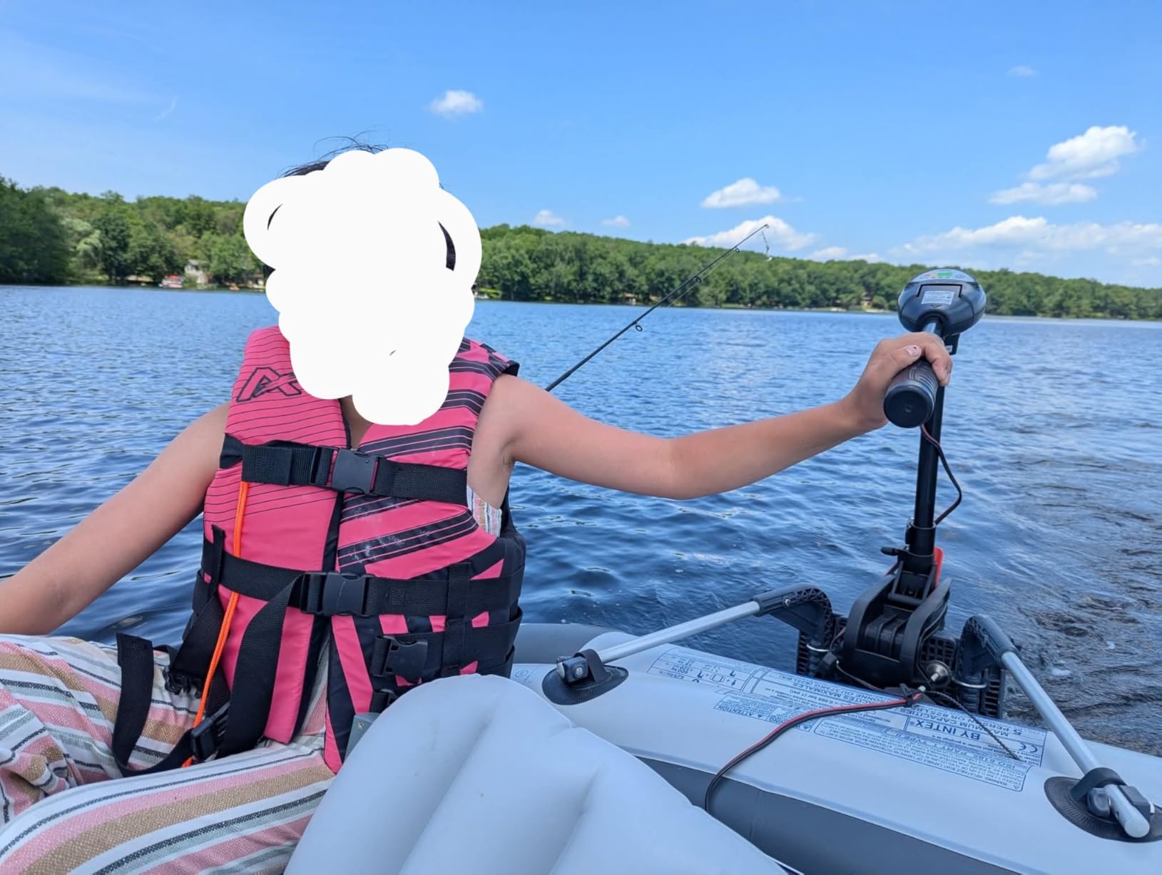 INTEX Transom Electric Trolling Motor for Inflatable Boat, 40lb Thrust | 68631E - Includes 12V Battery Cables & Adjustable Mounting Bracket customer photo 1