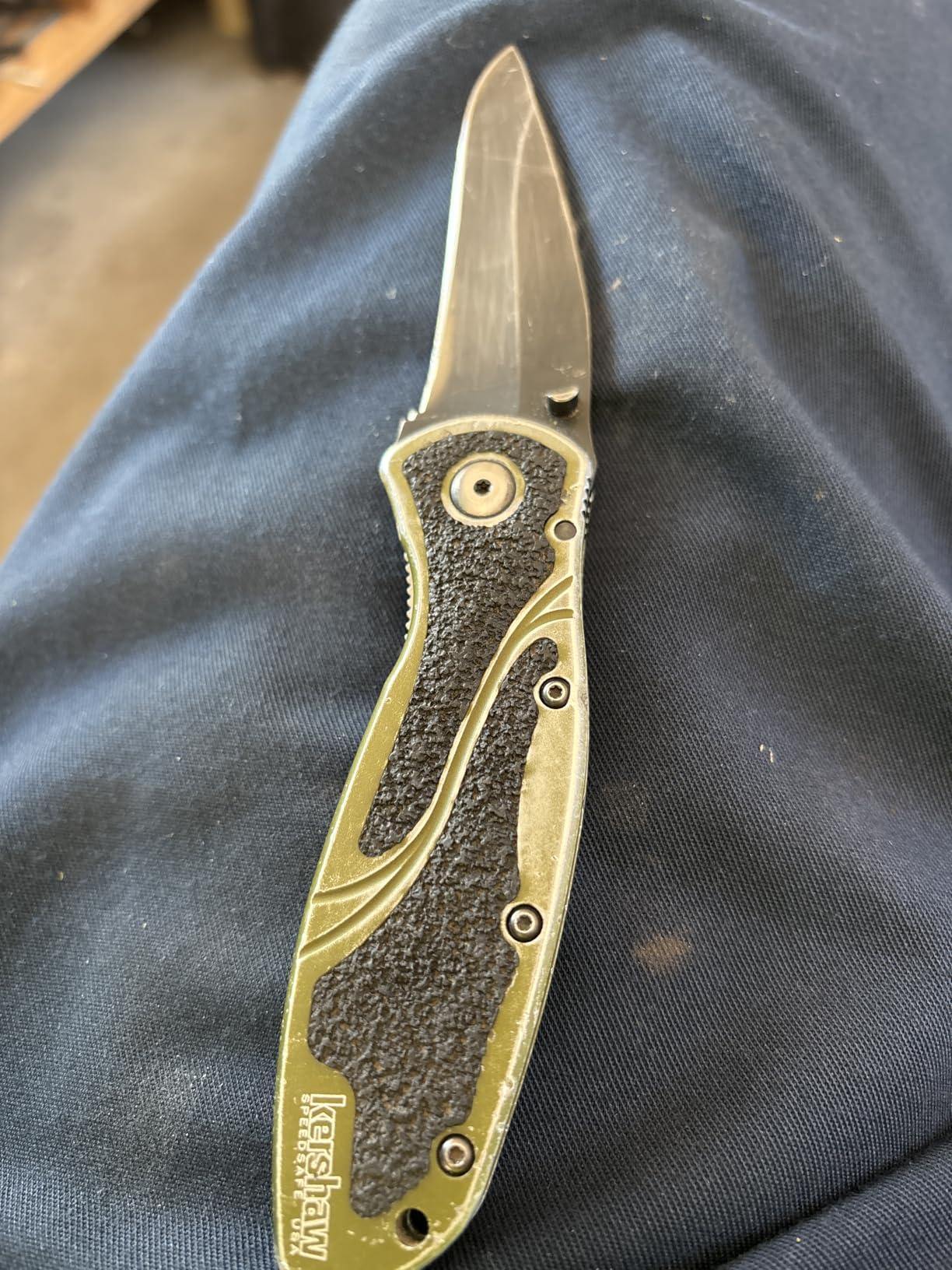 Kershaw Blur Pocket Knife, Olive and Black, 3.4 Inch Recurve Blade | EDC with Assisted Opening, USA Made, Reversible Pocketclip, Everyday Carry for Men and Women customer photo 1