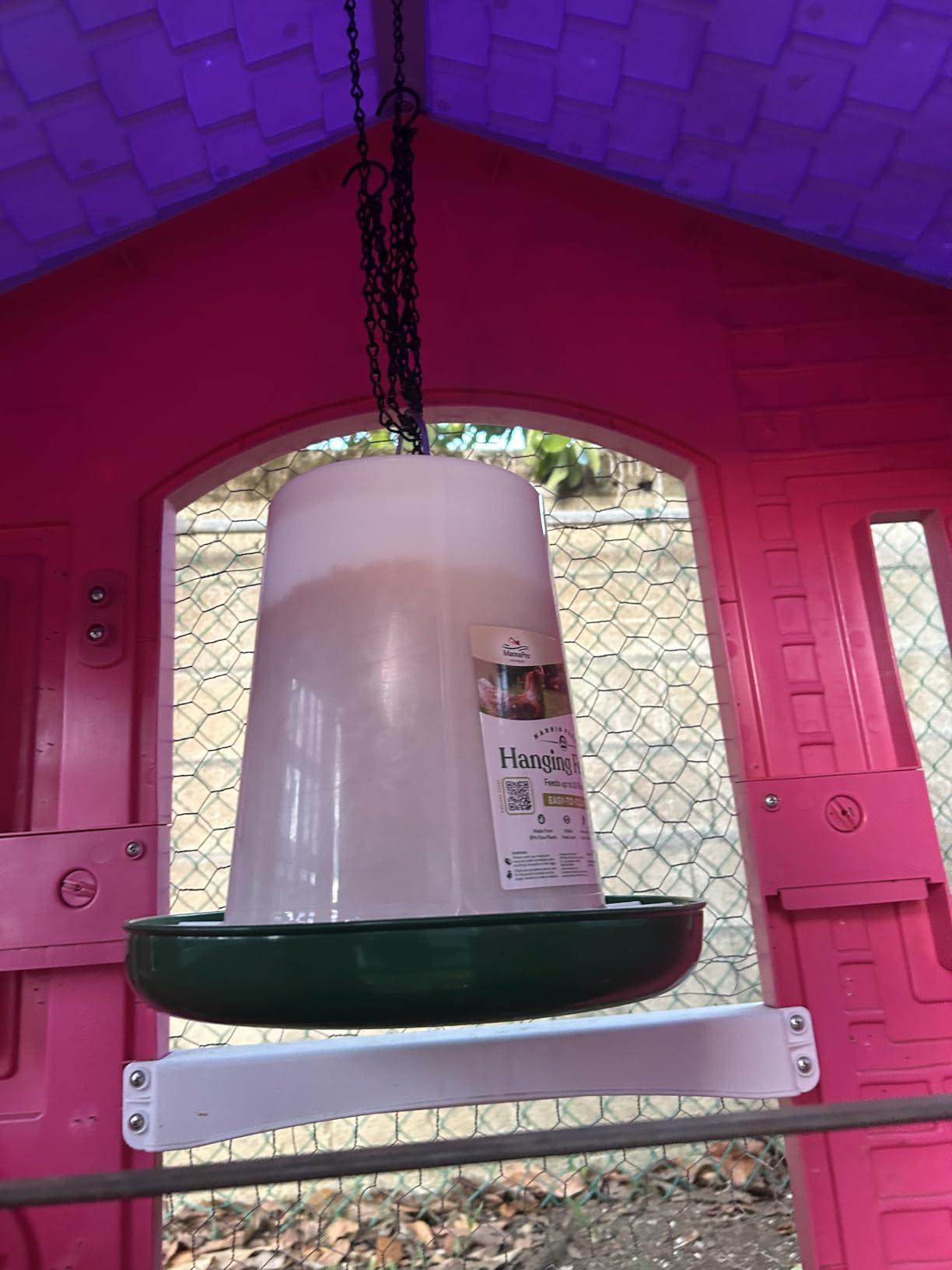 Harris Farms Hanging Poultry Feeder with Twist Lock Base, 10 lb Capacity | Feeds Up to 25 Birds, Hanging Design Helps Reduce Feed Waste, Durable Plastic Construction, Easy to Refill customer photo 2