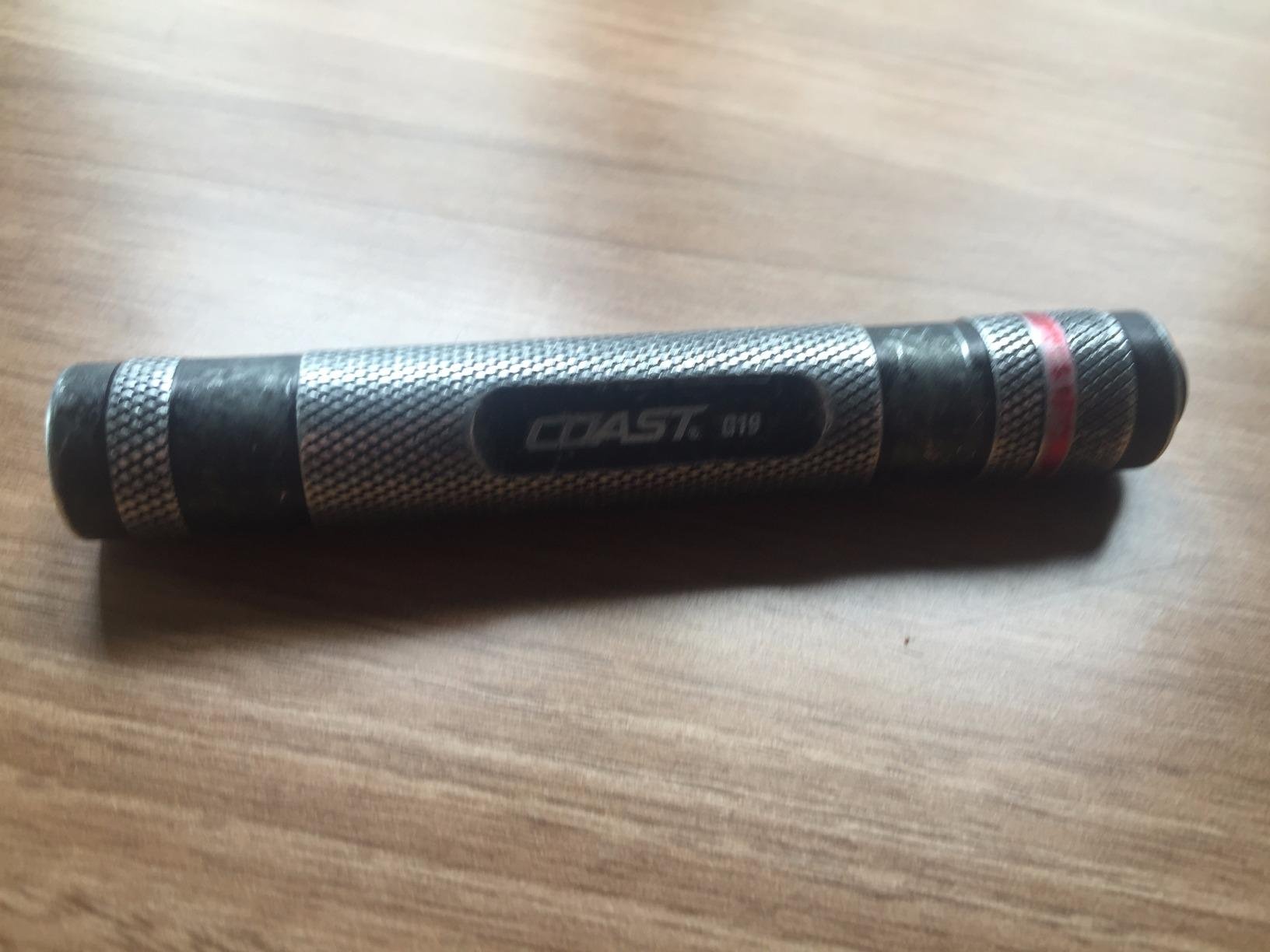 COAST G19 54 Lumen Inspection Beam LED Penlight with Adjustable Pocket Clip and Consistent Edge-to-Edge Brightness, Black customer photo 1