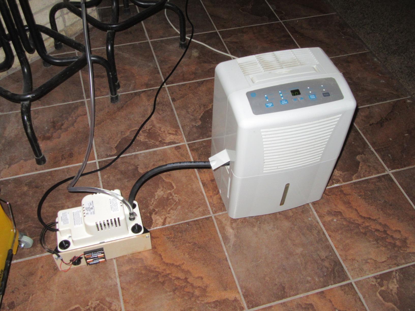 Little Giant VCMA-15ULST 115 Volt, 65 GPH, 1/50 HP Automatic Condensate Removal Pump for HVAC/Refrigeration Systems/Dehumidifiers with Overflow Detection Switch and 20-Foot Tubing, Black/White, 554415 customer photo 1