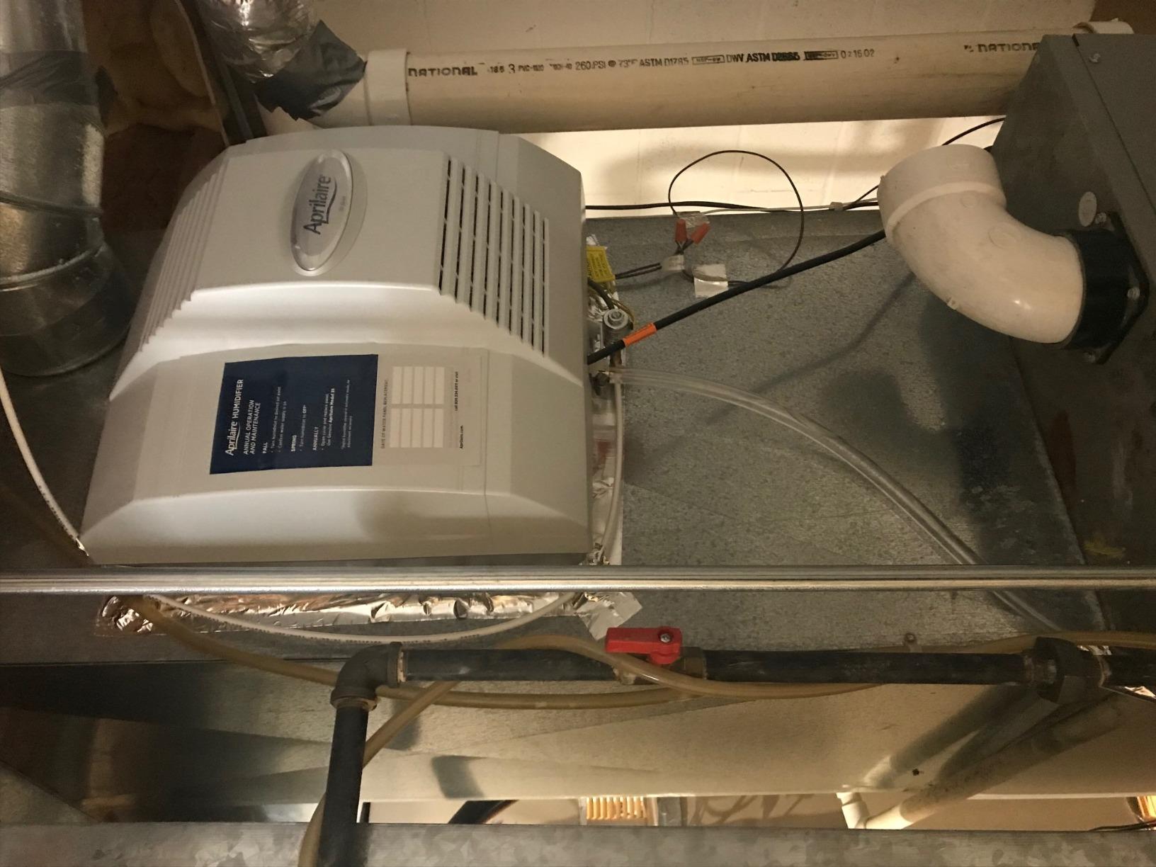 AprilAire 700M Whole-House Fan Powered Humidifier, Manual Control, Large Capacity, Up to 5,300 Sq. Ft., 18GPD, Gray customer photo 2