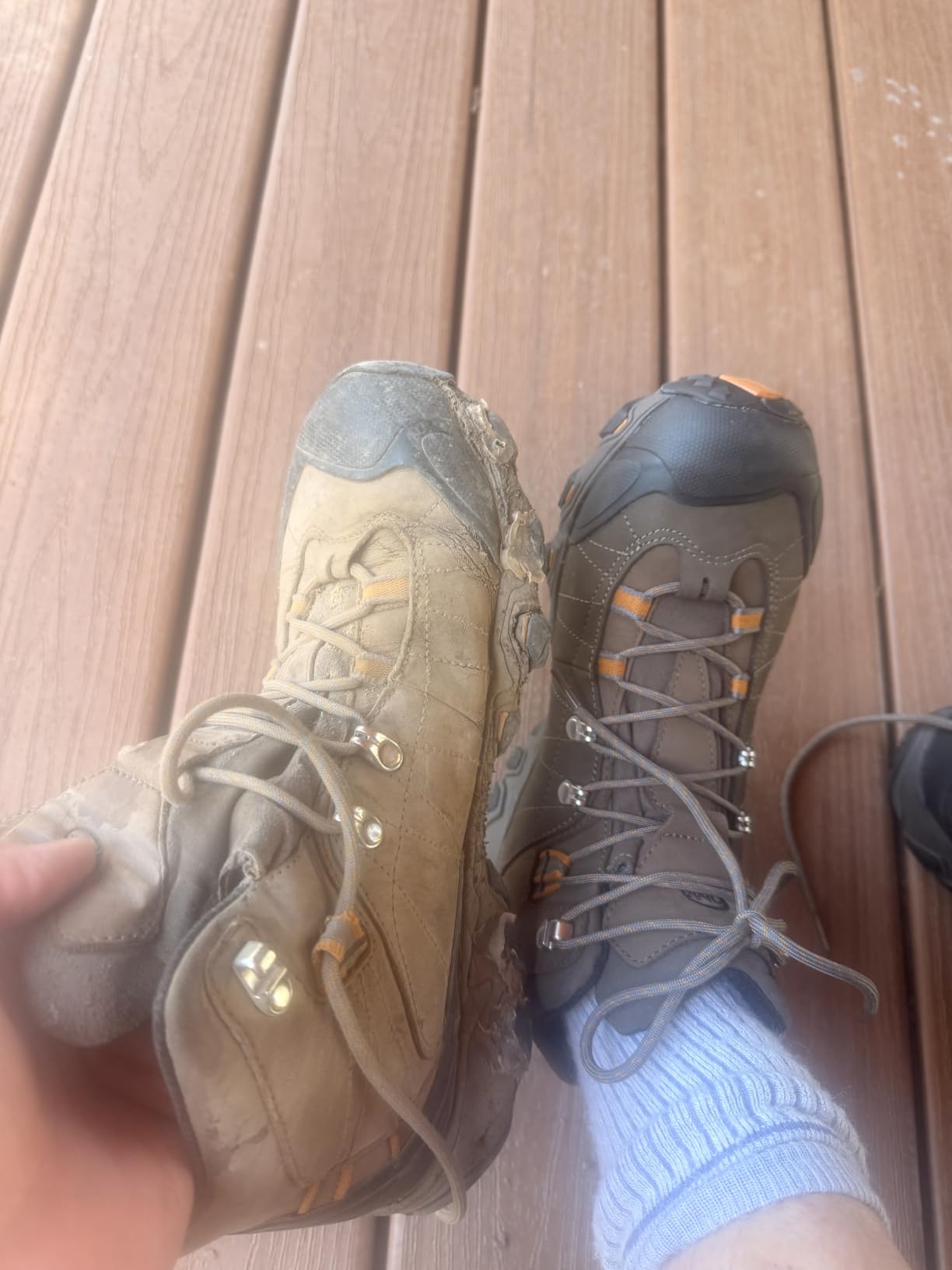 Oboz Men's Bridger Mid B-DRY Hiking Boot customer photo 1
