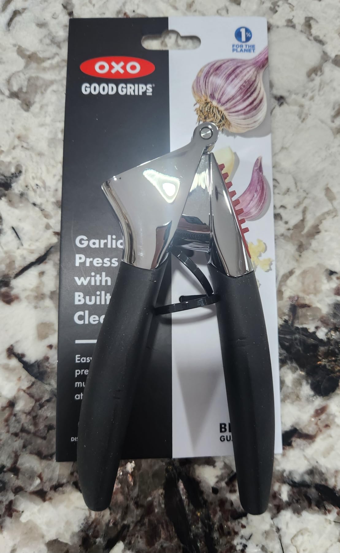 OXO Good Grips Heavy Duty Garlic Press, Die-Cast Zinc, Black customer photo 1
