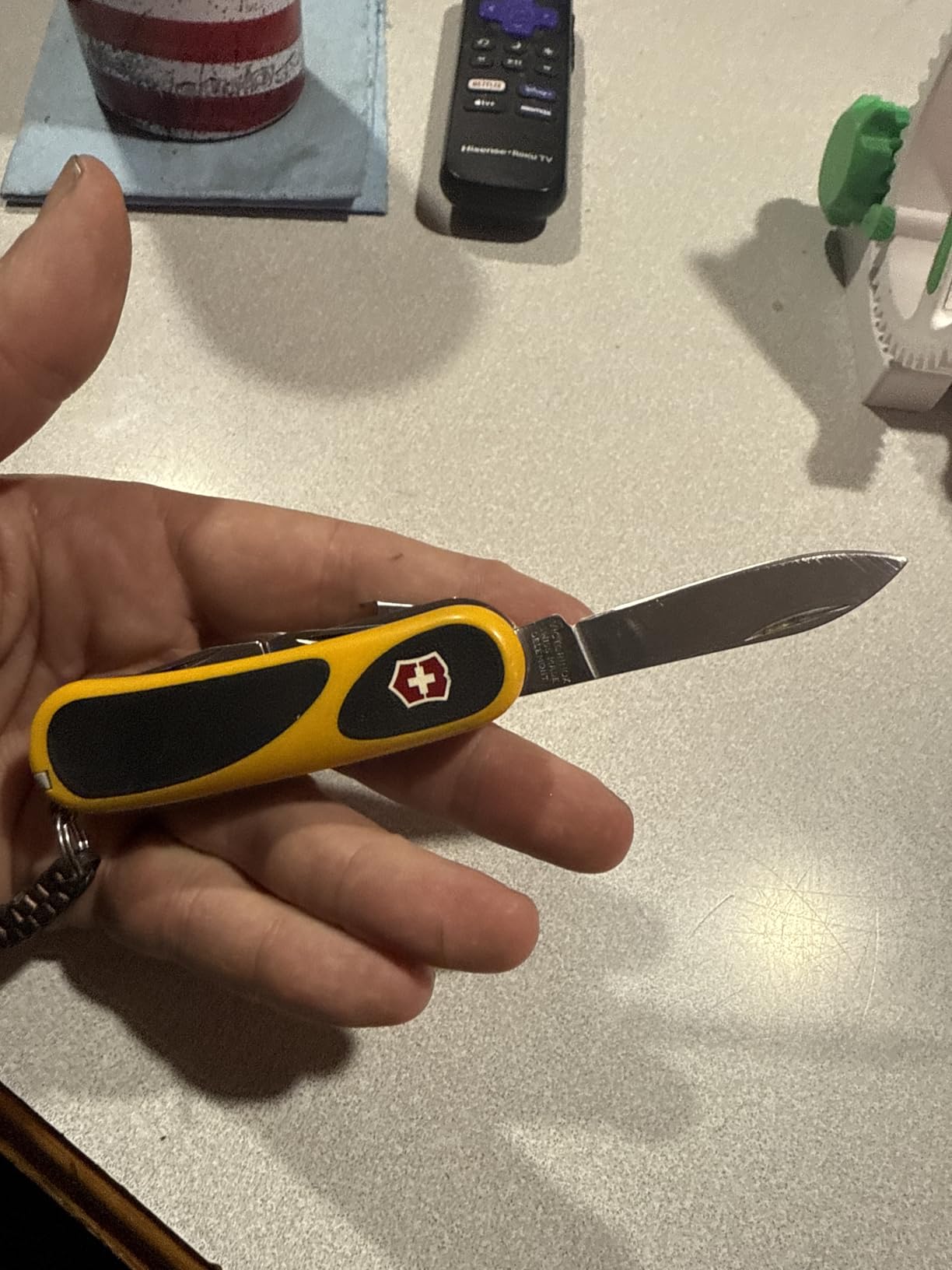 Evolution S18 Grip Swiss Army Knife, 15 Functions, Swiss Made Pocket Knife with Large Blade, Screwdriver and Wood Saw - Yellow/Black customer photo 2