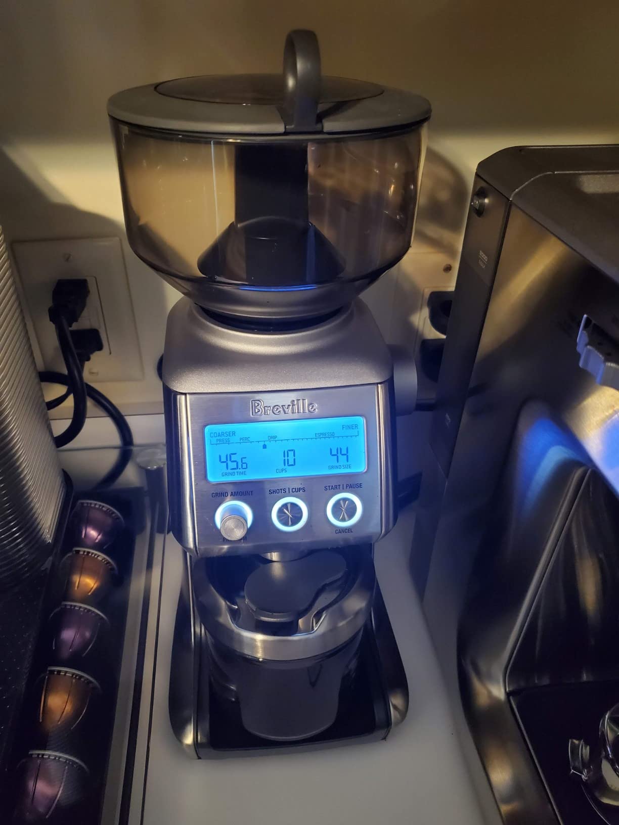 Breville BCG820BSS Smart Grinder Pro, Brushed Stainless Steel customer photo 1