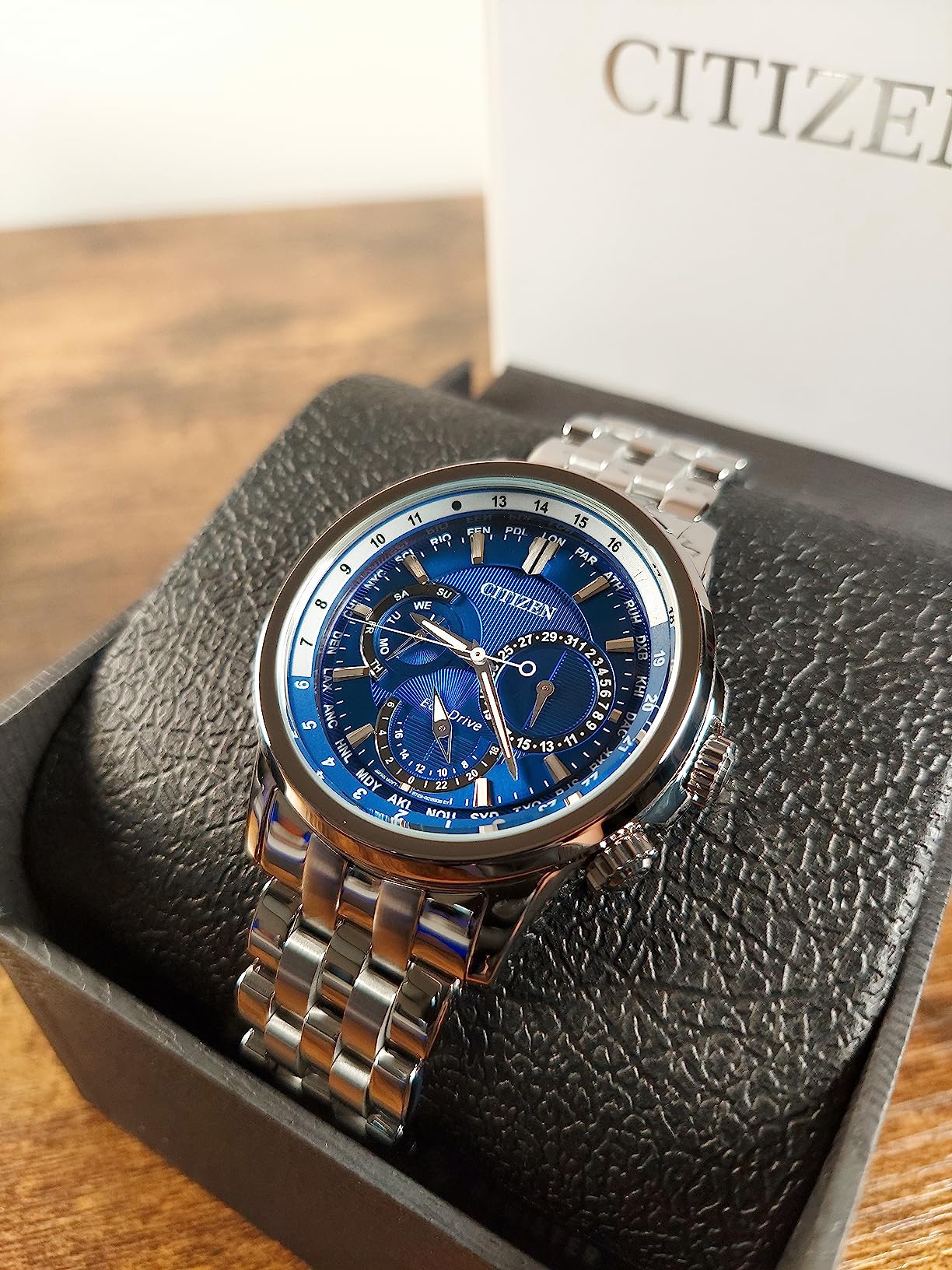 Citizen Men's Eco-Drive Calendrier Classic Watch, 12/24 Hour Time, 3-Hand Day and Date, Chronograph, Luminous Hands (Model: BU2021-51L) customer photo 2