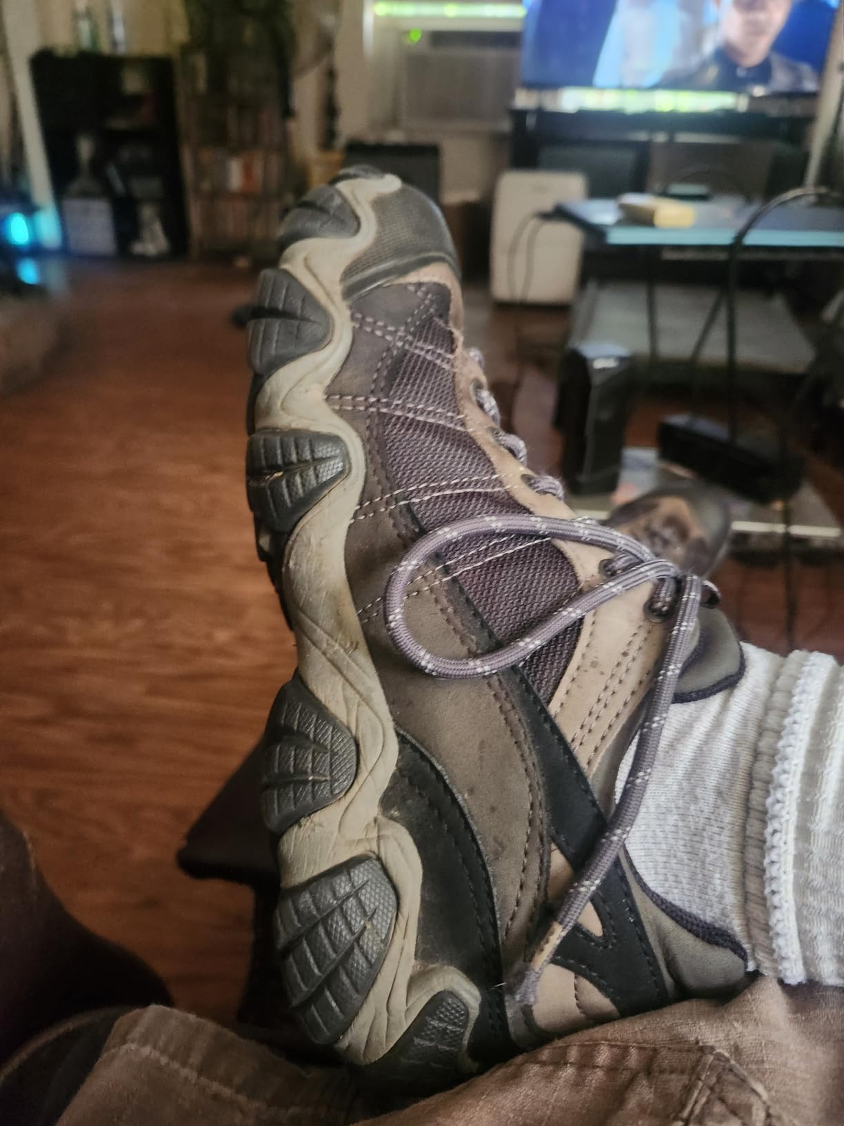 Oboz Men's Bridger Low B-Dry Waterproof Hiking Shoe customer photo 1