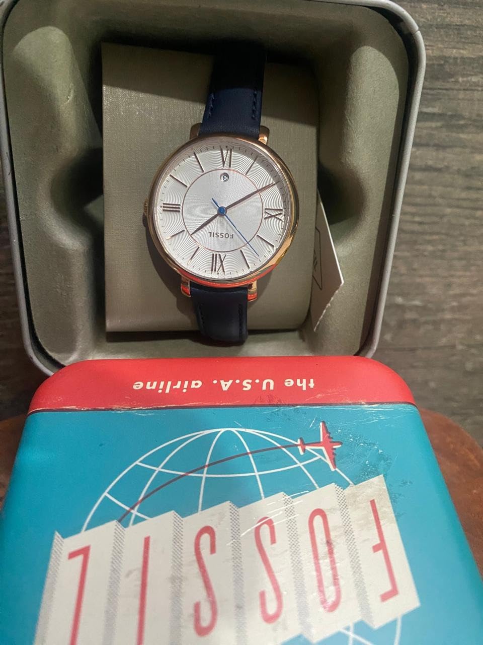 Fossil Women's Jacqueline Leather Watch customer photo 1