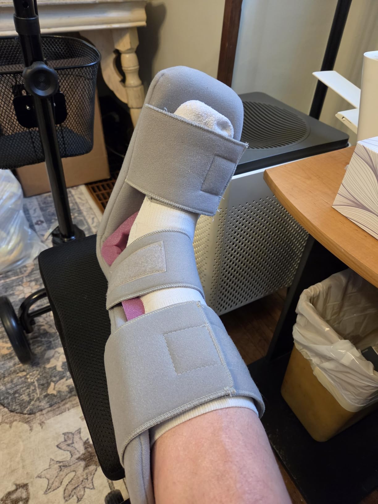 Vive Plantar Fasciitis Night Splint Plus Trigger Point Stretch Wedges | Soft Leg Brace Support, Orthopedic Sleeping Immobilizer Stretch Boot (Large) customer photo 1
