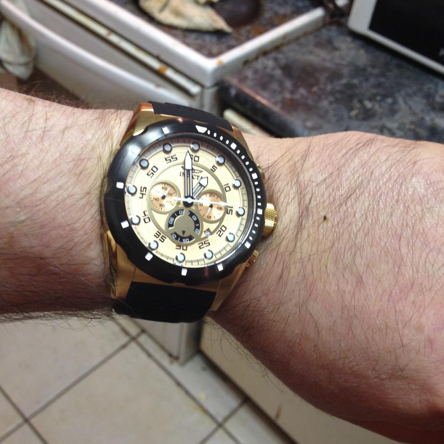 Invicta Men's 20306 Speedway Analog Display Japanese Quartz Black Watch customer photo 2