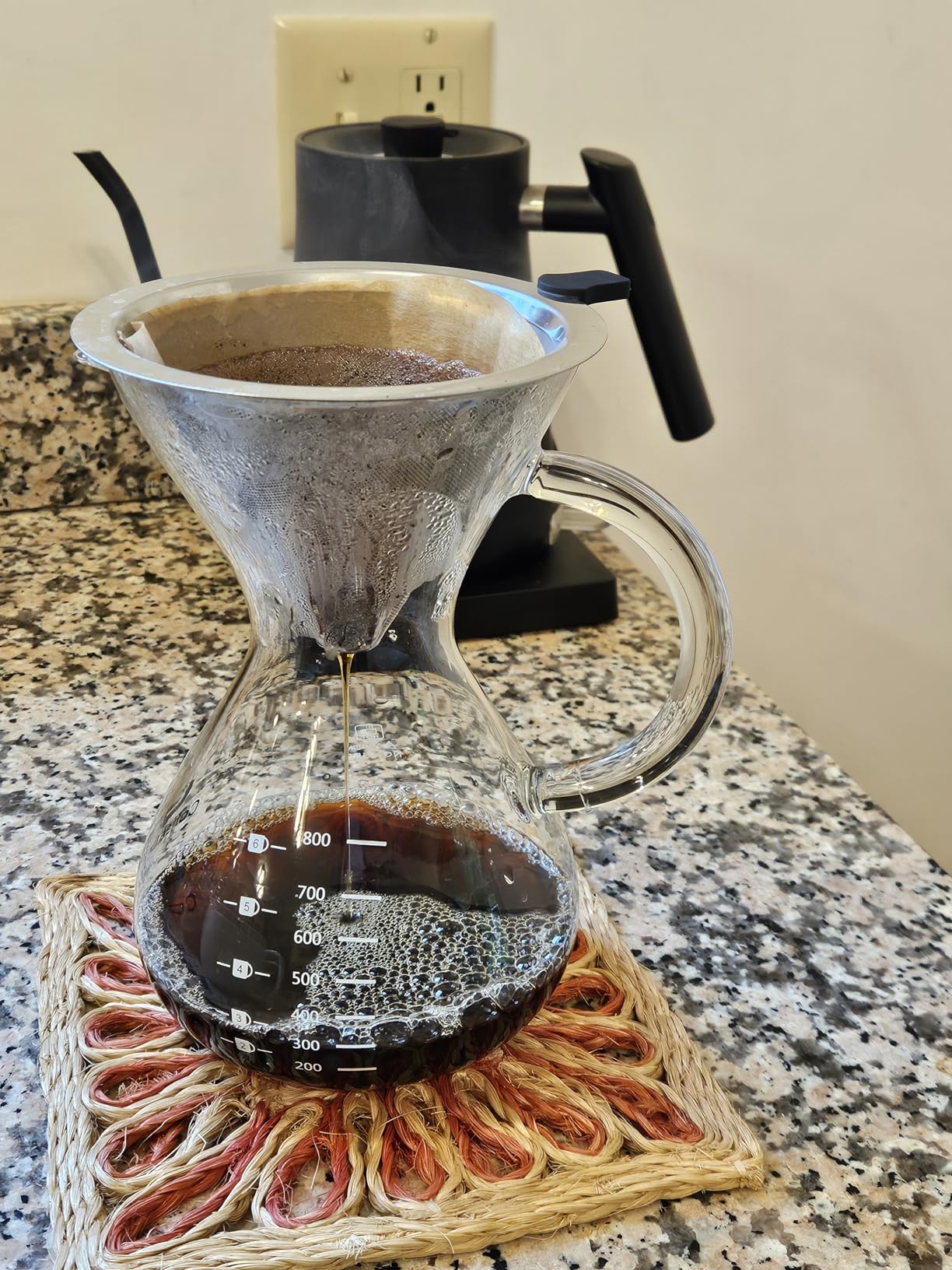 Coffee Gator Pour Over Coffee Maker - 27oz High Heat Borosilicate Glass with Reusable Stainless Steel Filter, 800ml customer photo 1
